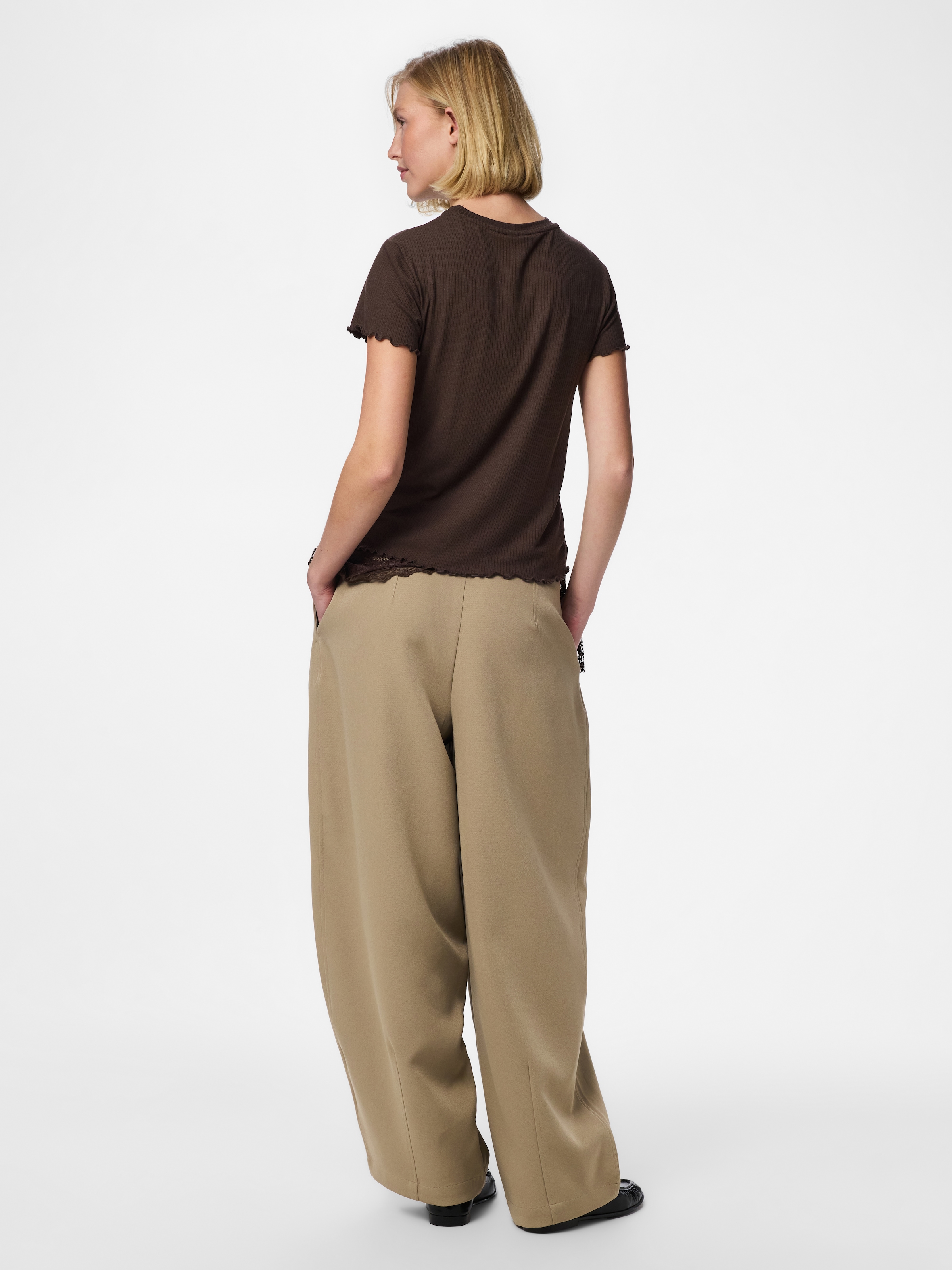 pieces T-shirt à manches courtes »PCNICCA SS O-NECK  TOP KAC BFD« mélange de viscose, coupe slim