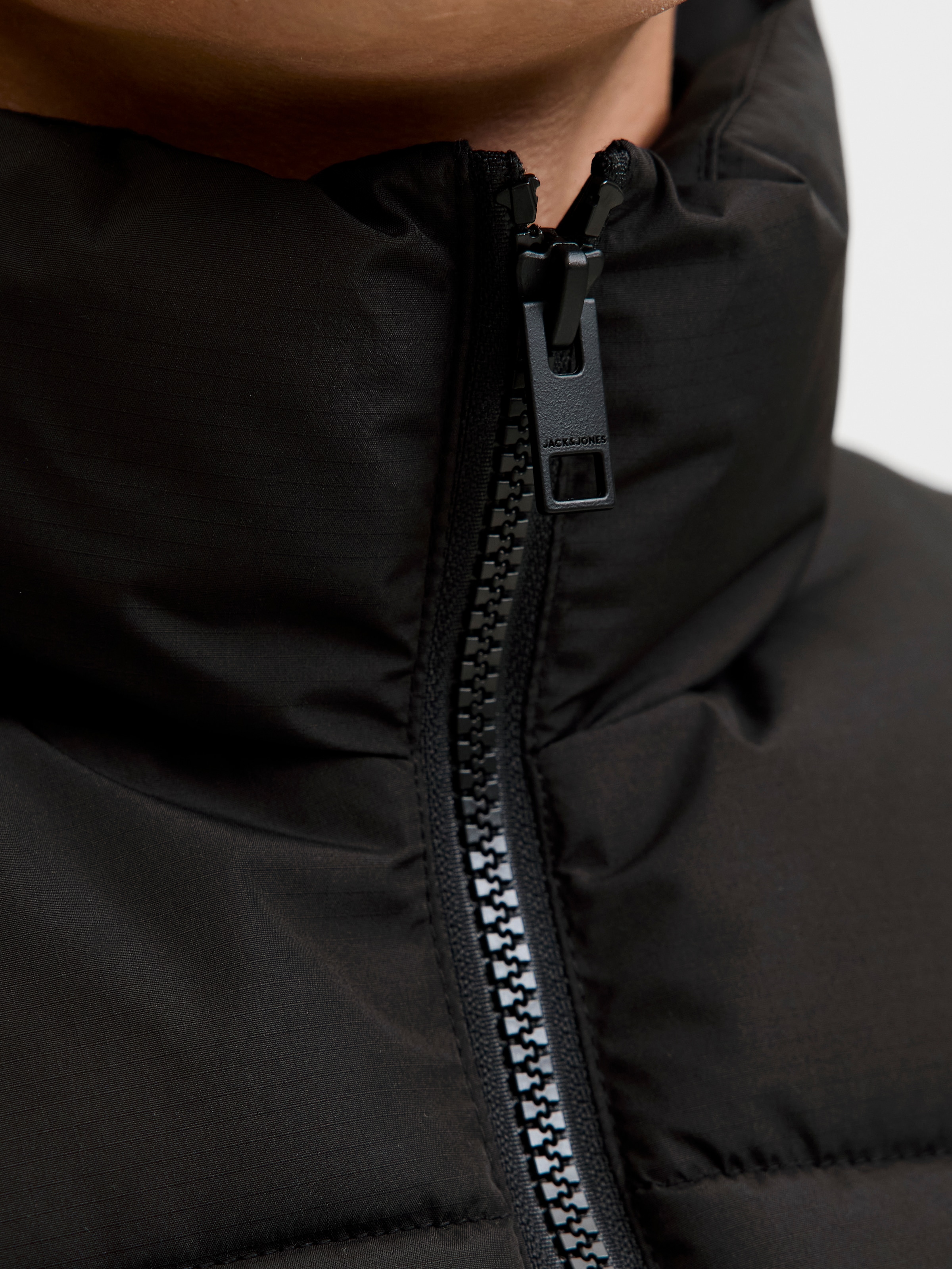 Jack & Jones Gilet matelassé »JJMAZE BODYWARMER COLLAR«
