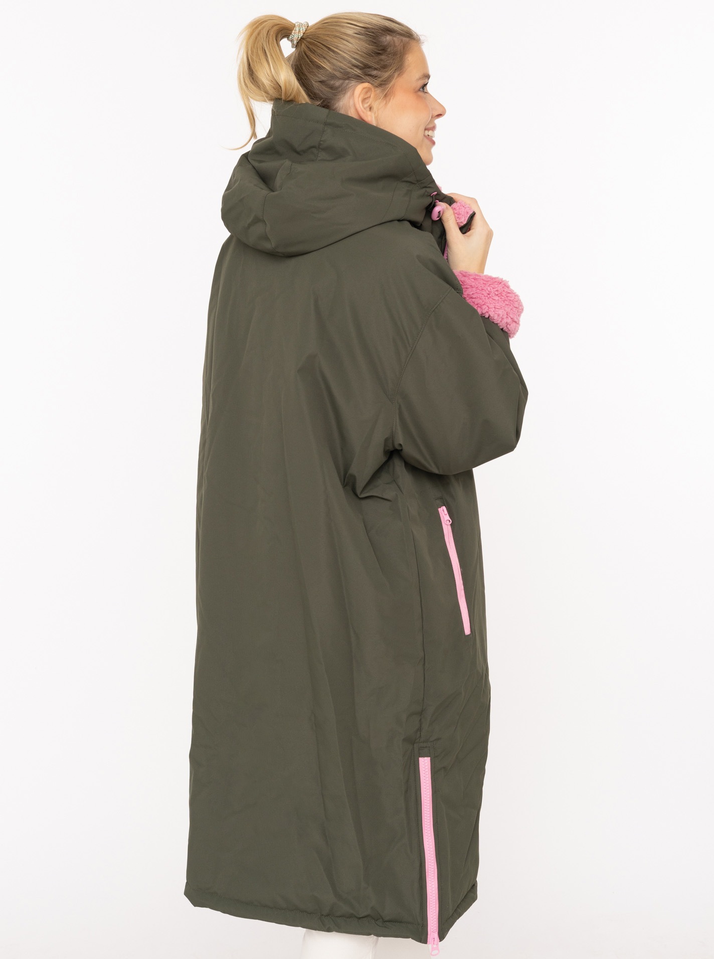 Zwillingsherz Kurzmantel »"Oversize Windjacke ZH"« seitliche Taschen, Kapuze, Reissverschluss, Teddy Futter