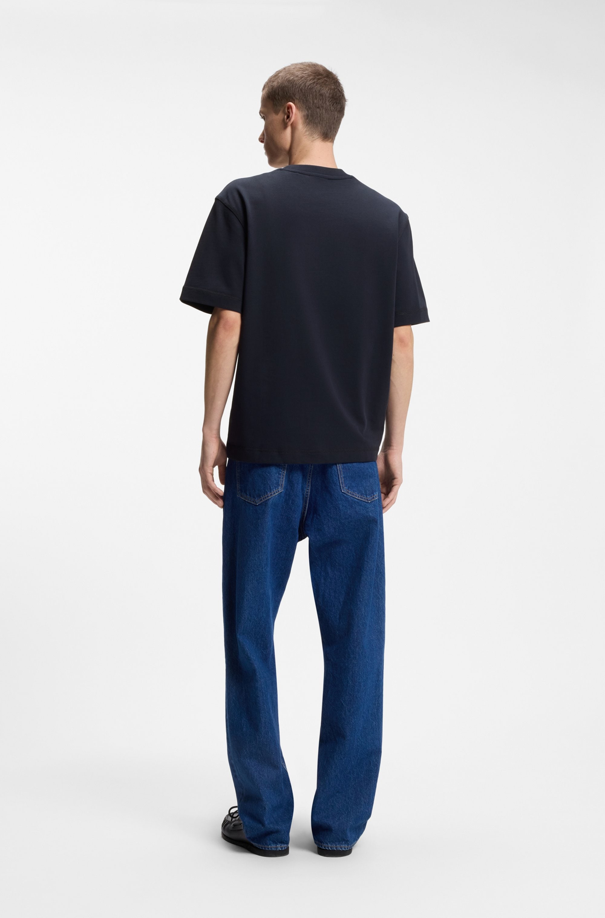 HUGO T-Shirt »Nestite« mit aufgesetzter Brusttasche, Rundhalsform