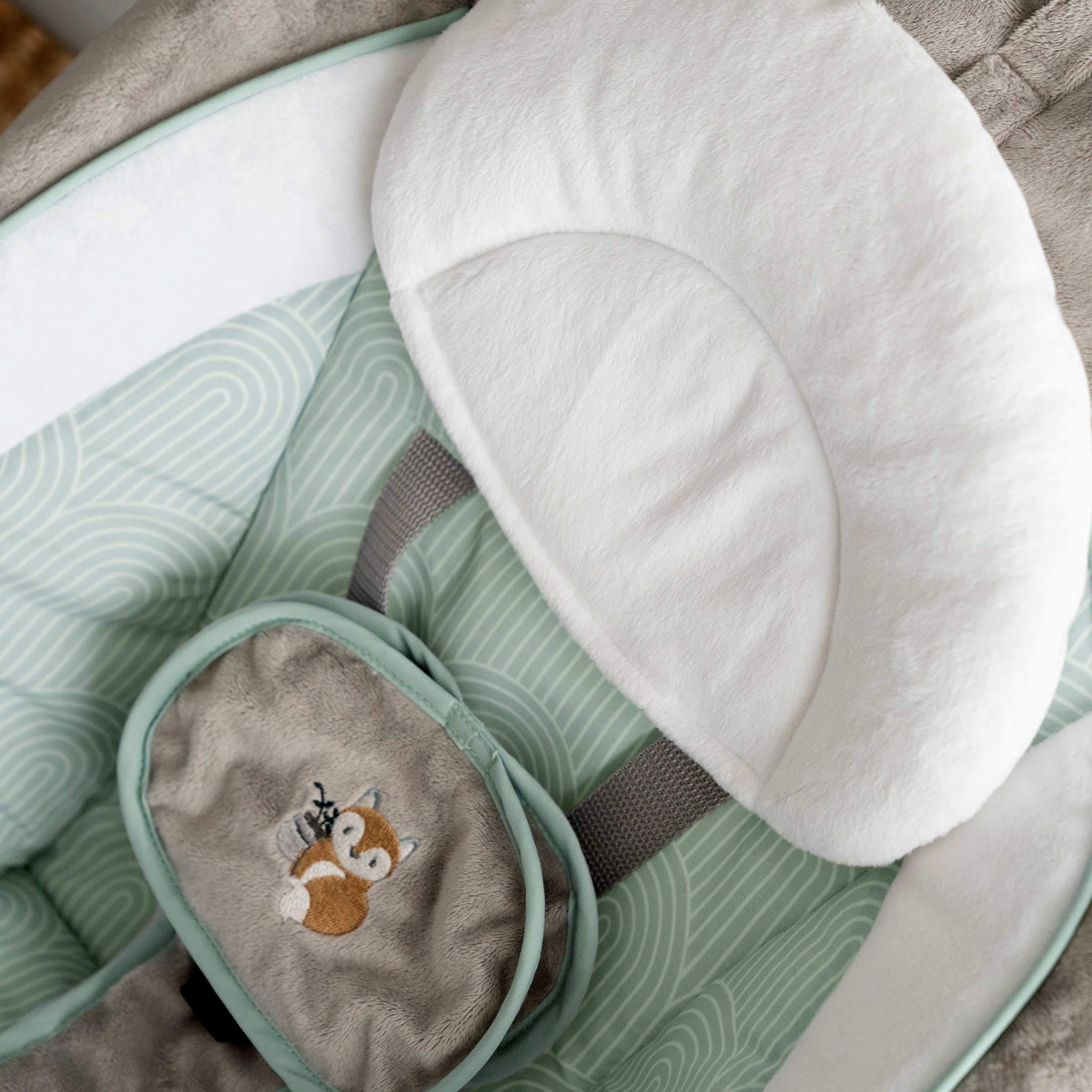 ingenuity Transat pour bébé »AnyWay Sway Dual-Direction Portable Swing – Ray« bis 9 kilos mit Sound-Effekt