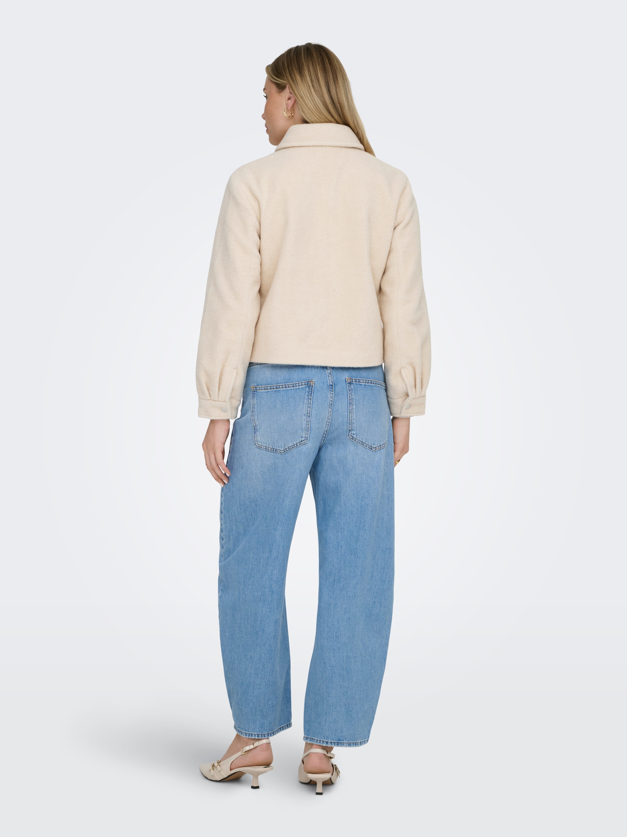 ONLY Veste courte »ONLKIKI-MONI SHORT JACKET PNT« fibre synthétique