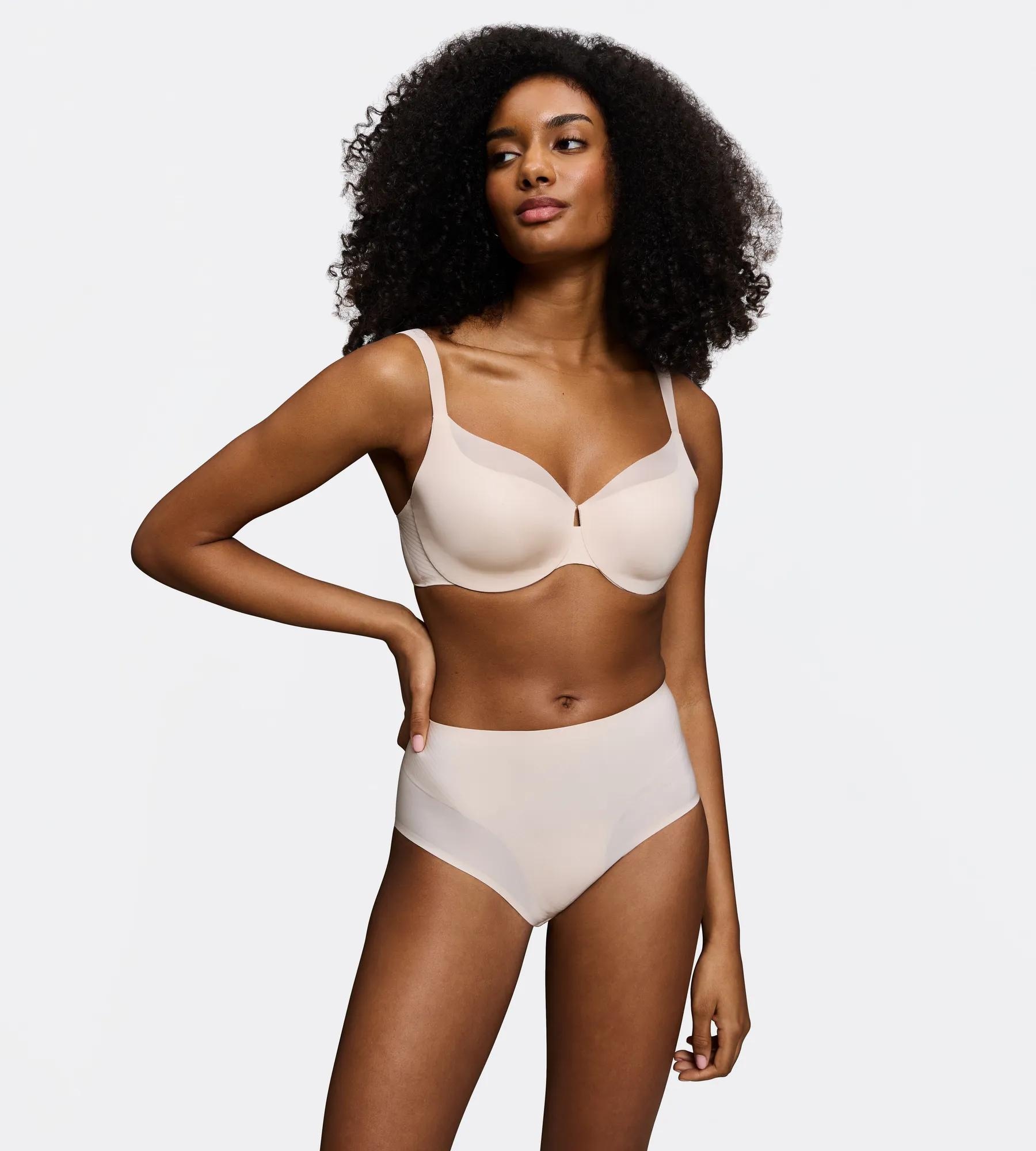 Triumph Slip gainant »BMU Illusion Curve« doux, sans coutures, effet shaping moyen, gainant