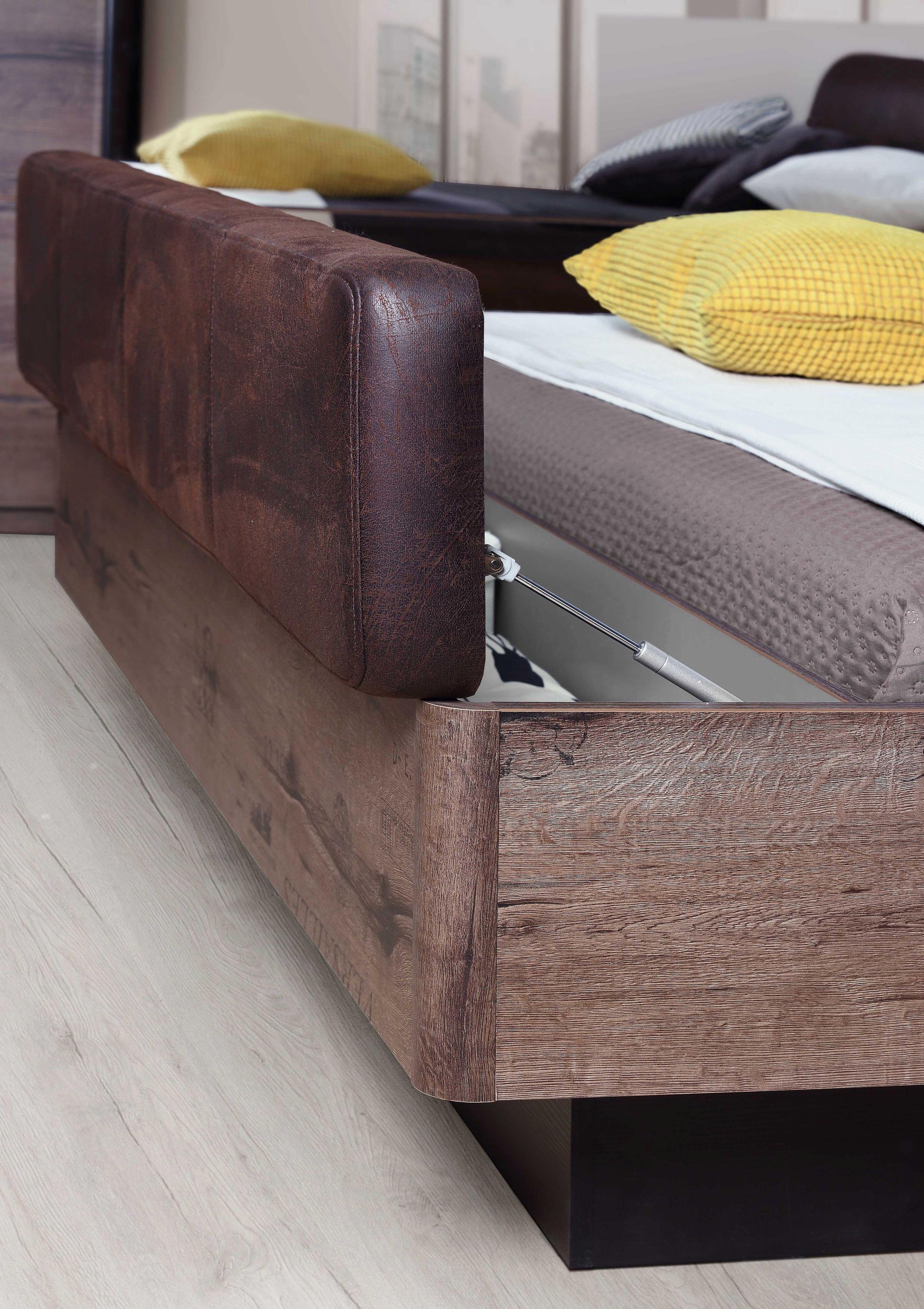 FORTE Lit »Jacky, Belastbarkeit 250 kg, Stauraum« Surface de couchage 180x200 cm,  Tête de lit rembourrée et banc intégré en panneau de bois certifié FSC