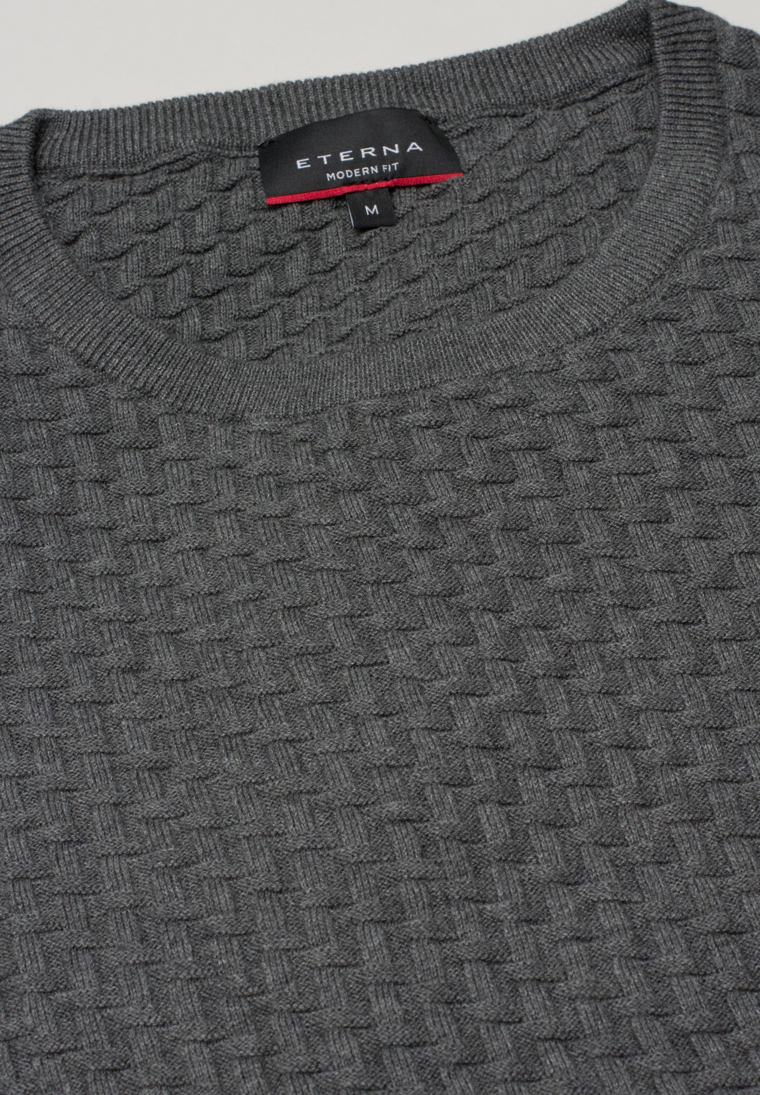 Eterna Pull en tricot