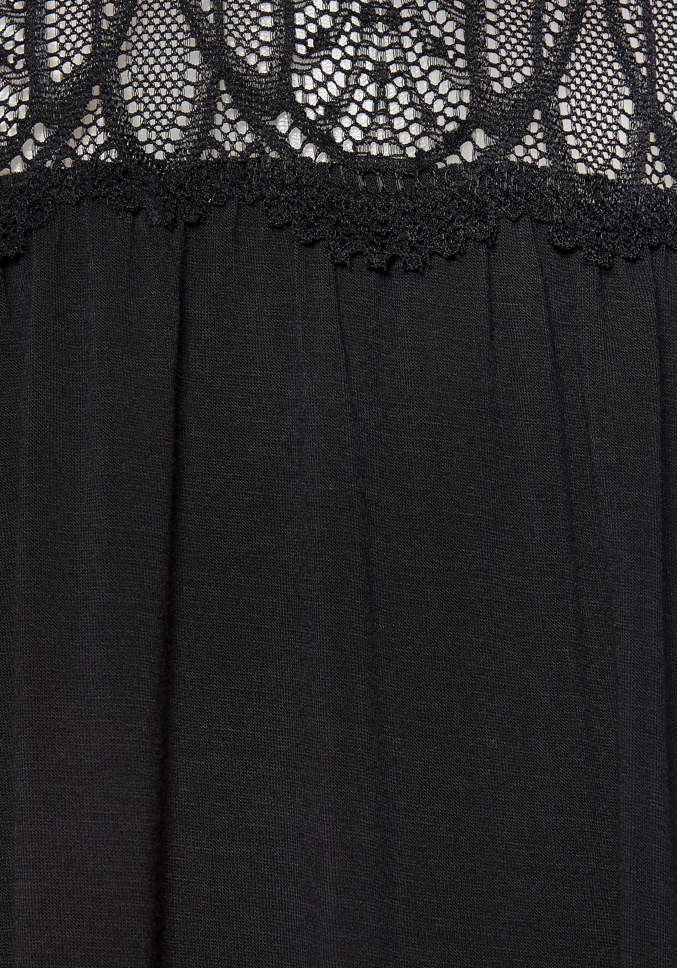 LASCANA Negligé Mit schönen Spitzendetails