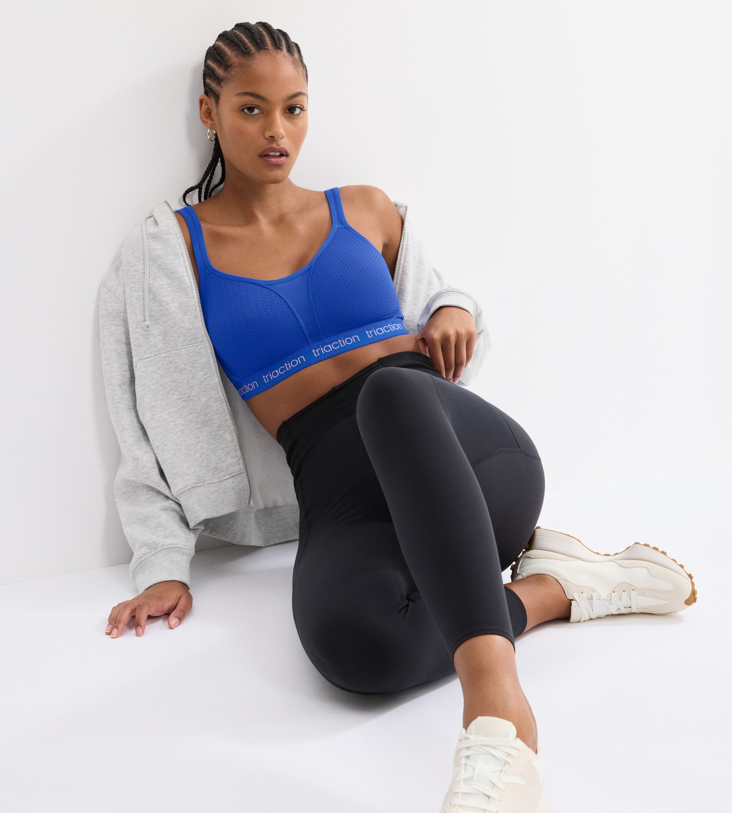 triaction by Triumph Sport-BH »Triaction Energy Lite« atmungsaktiv und extremer Halt