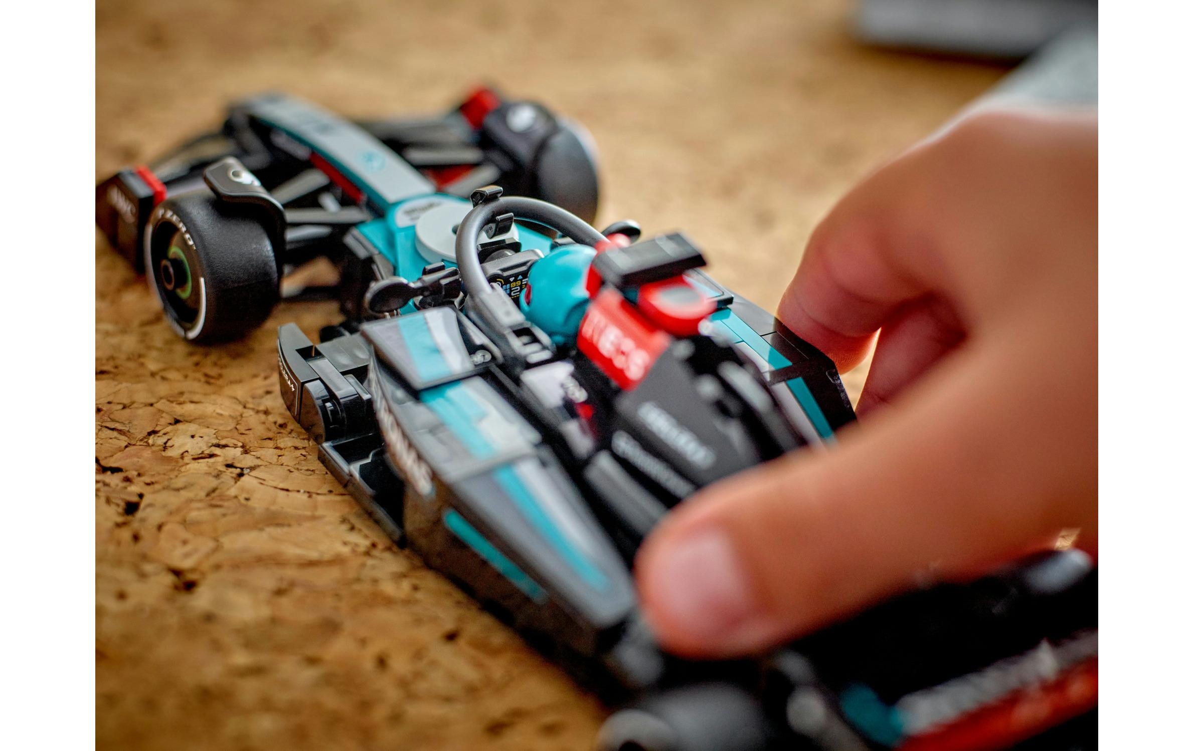 LEGO® Briques de jeu »Speed Champions Mercedes-AMG F1 W15 Rennauto 77244«