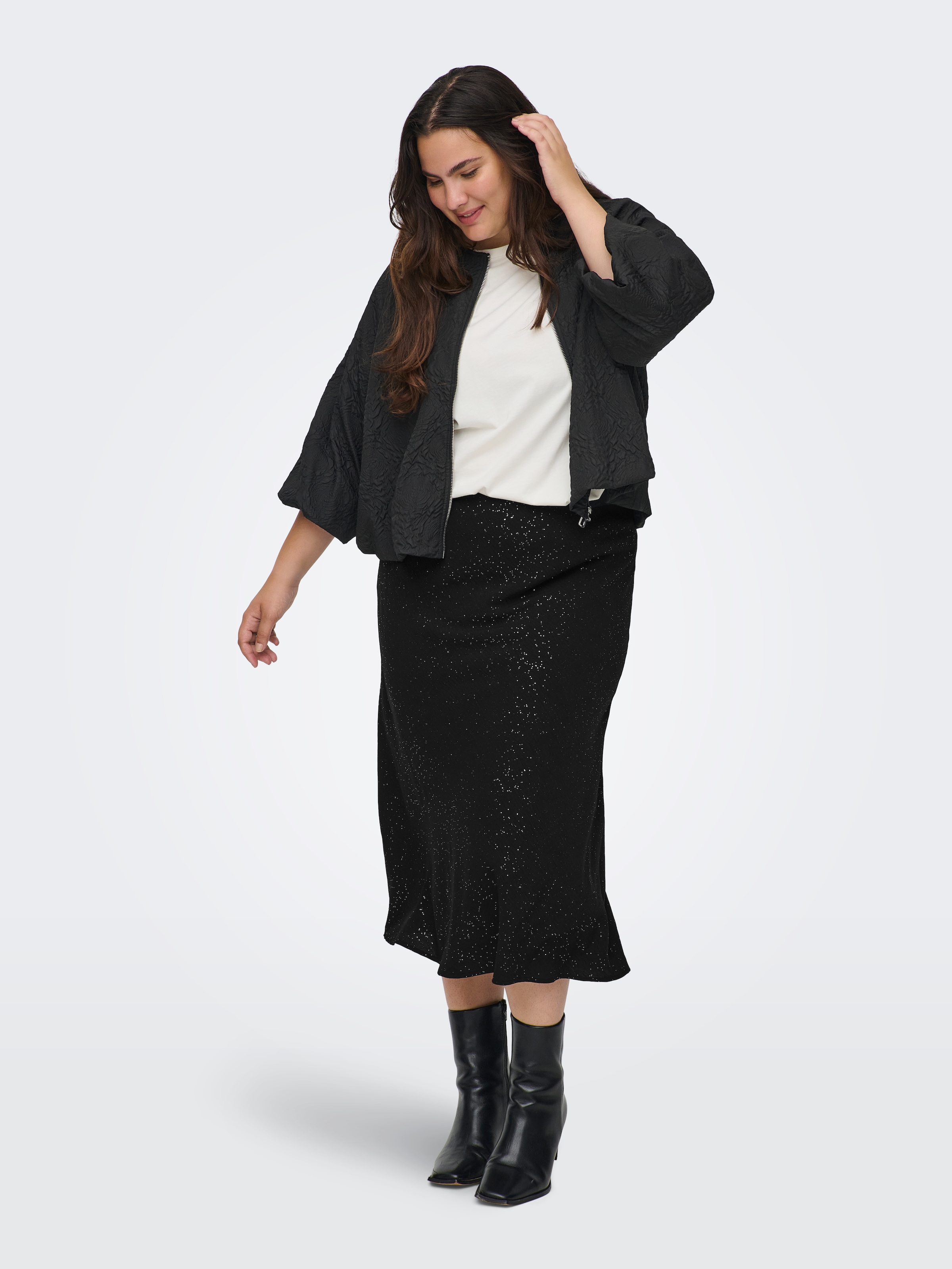 ONLY CARMAKOMA Jupe midi »CARJOSEE METTA LIFE MIDI SKIRT WVN« mit Glitzer Effekt
