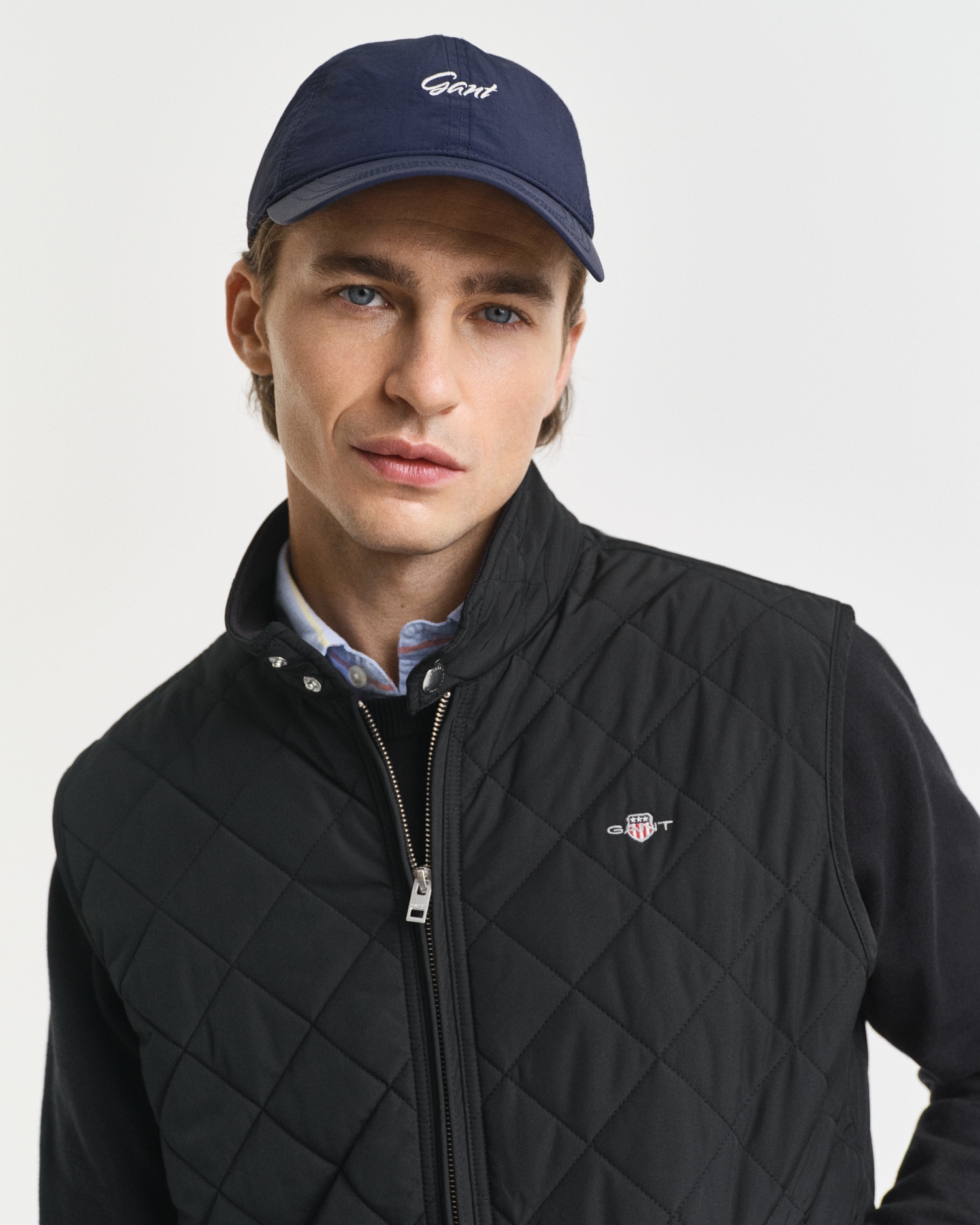 Gant Steppweste »QUILTED WINDCHEATER VEST« mit Wattierung aus recyceltem Polyester