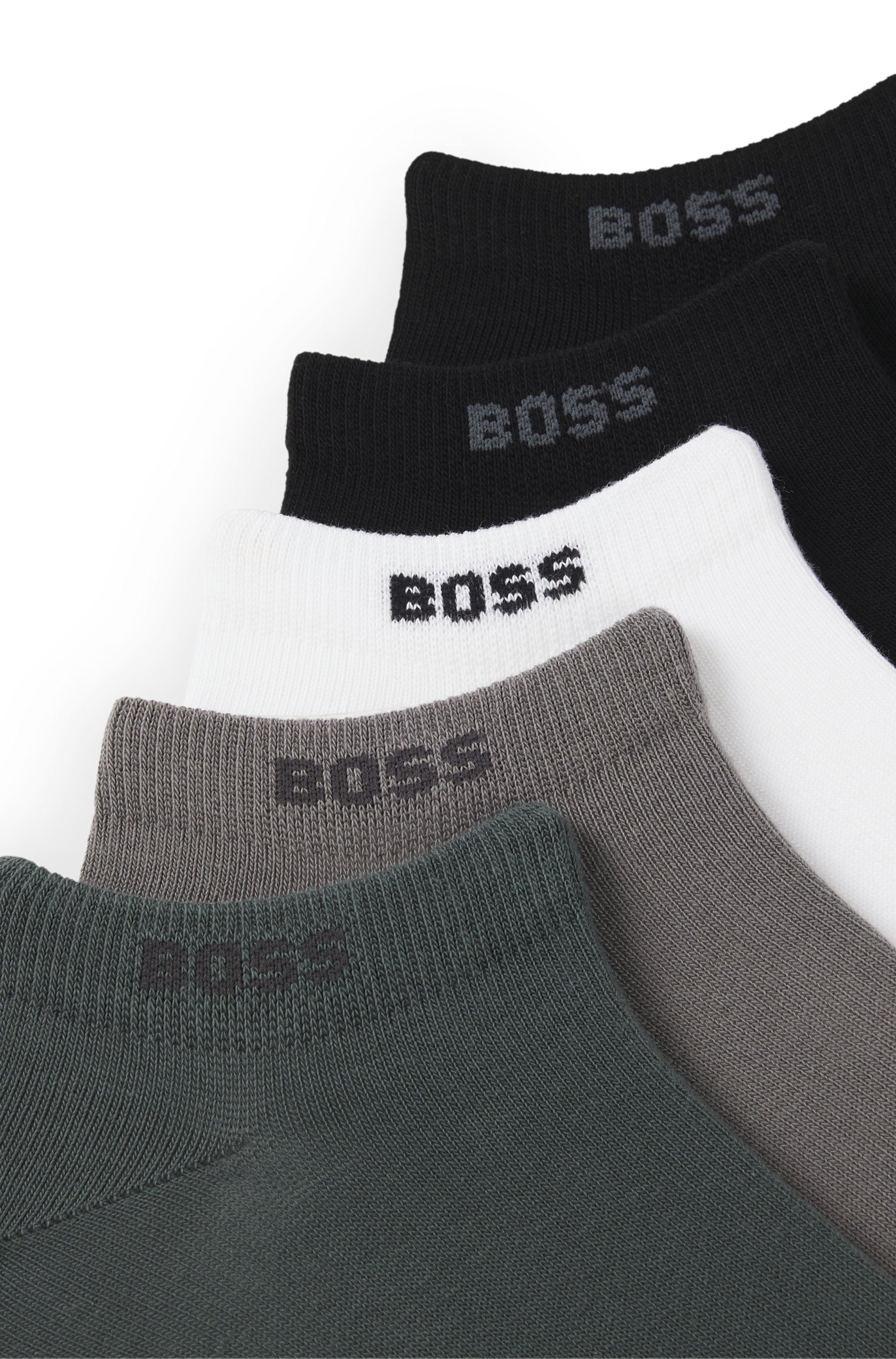 BOSS Sneakersocken »5P AS Uni CC« Packung, 5 Stk. tlg. mit BOSS Label