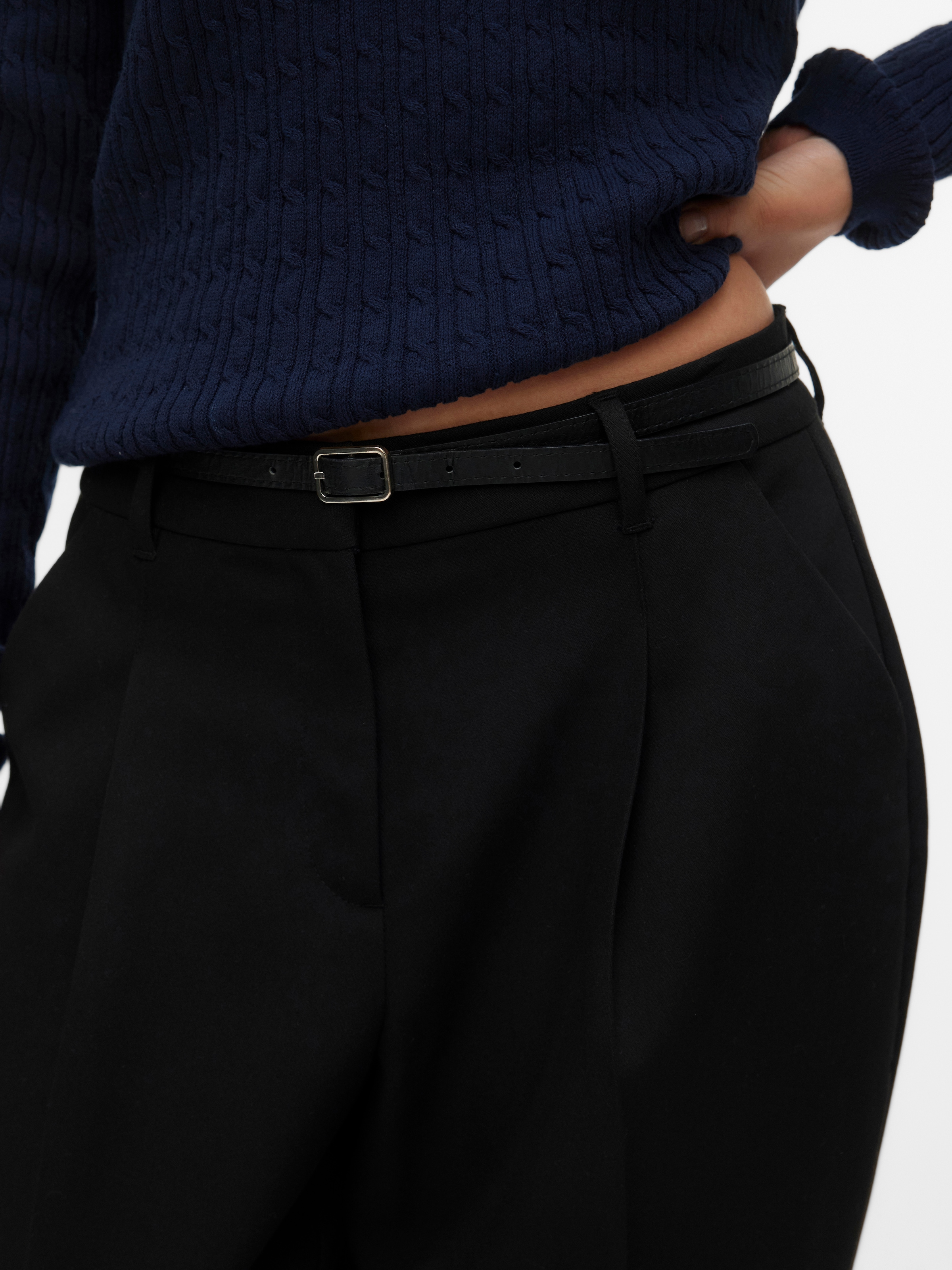 Vero Moda Pantalon de costume »VMELMA MW BARREL BELT ANKLE PANT NOOS«