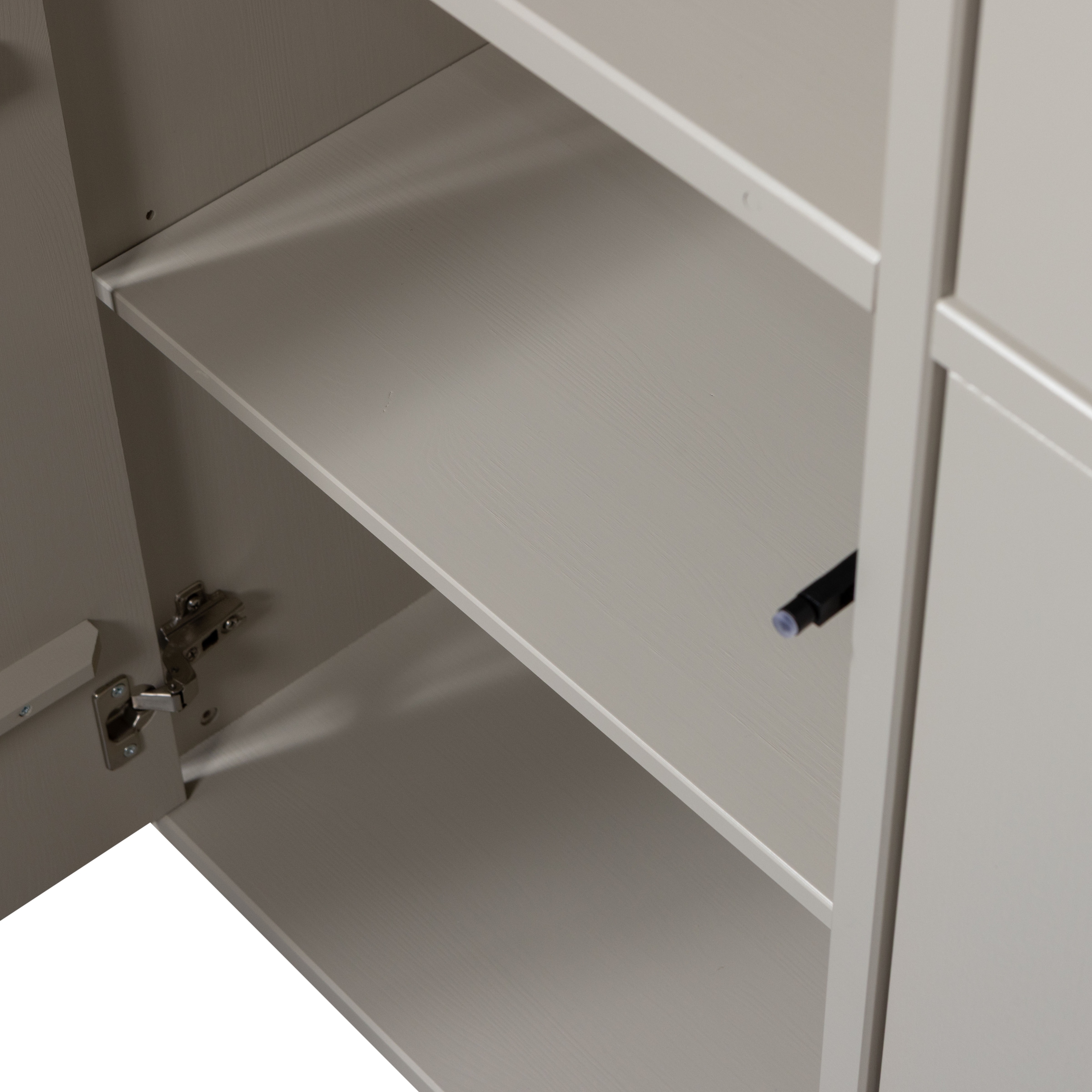 WOOOD Mehrzweckschrank »Meggy Kiefernholz mit Druckmechanismus B 108 x D 40 x H 215 cm« Tragkraft 10 kg pro Boden, sichtbare Maserung, einfach zu montieren