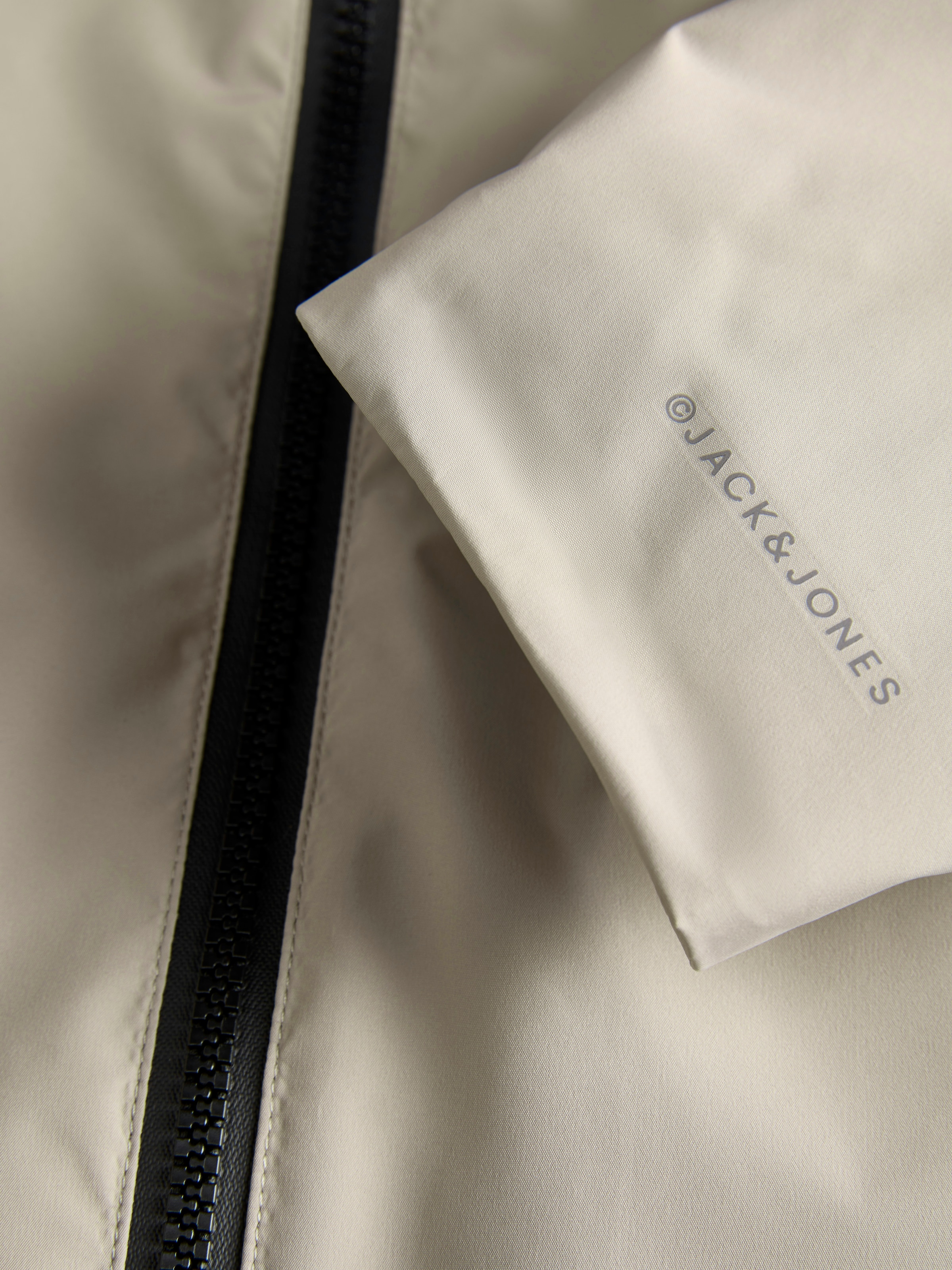 Jack & Jones Kurzjacke »JJESOHO LIGHT JACKET SN« mit Kapuze mit Kapuze