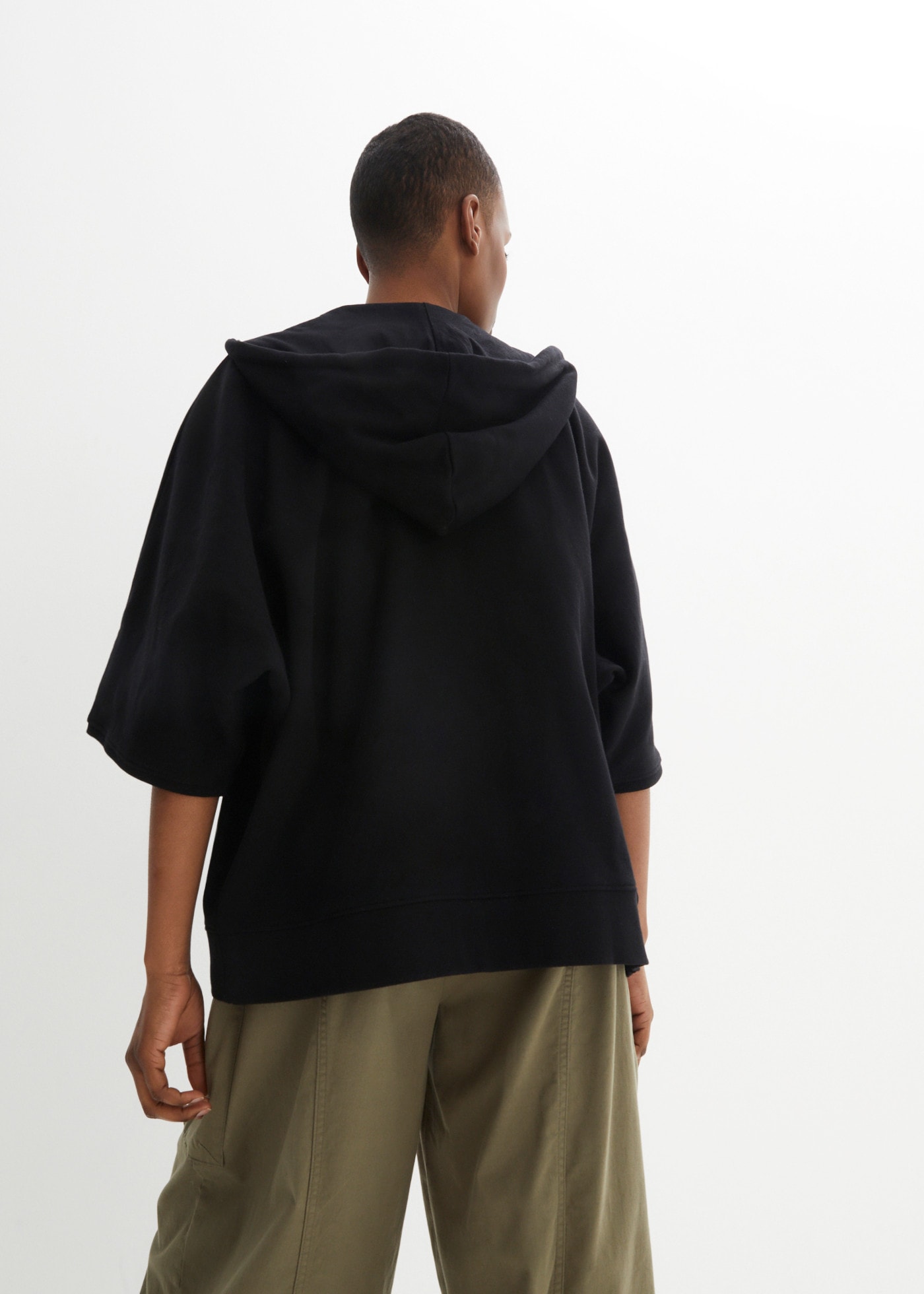 bonprix Veste sweat effet silhouette féminine, tenue légère, style sportif