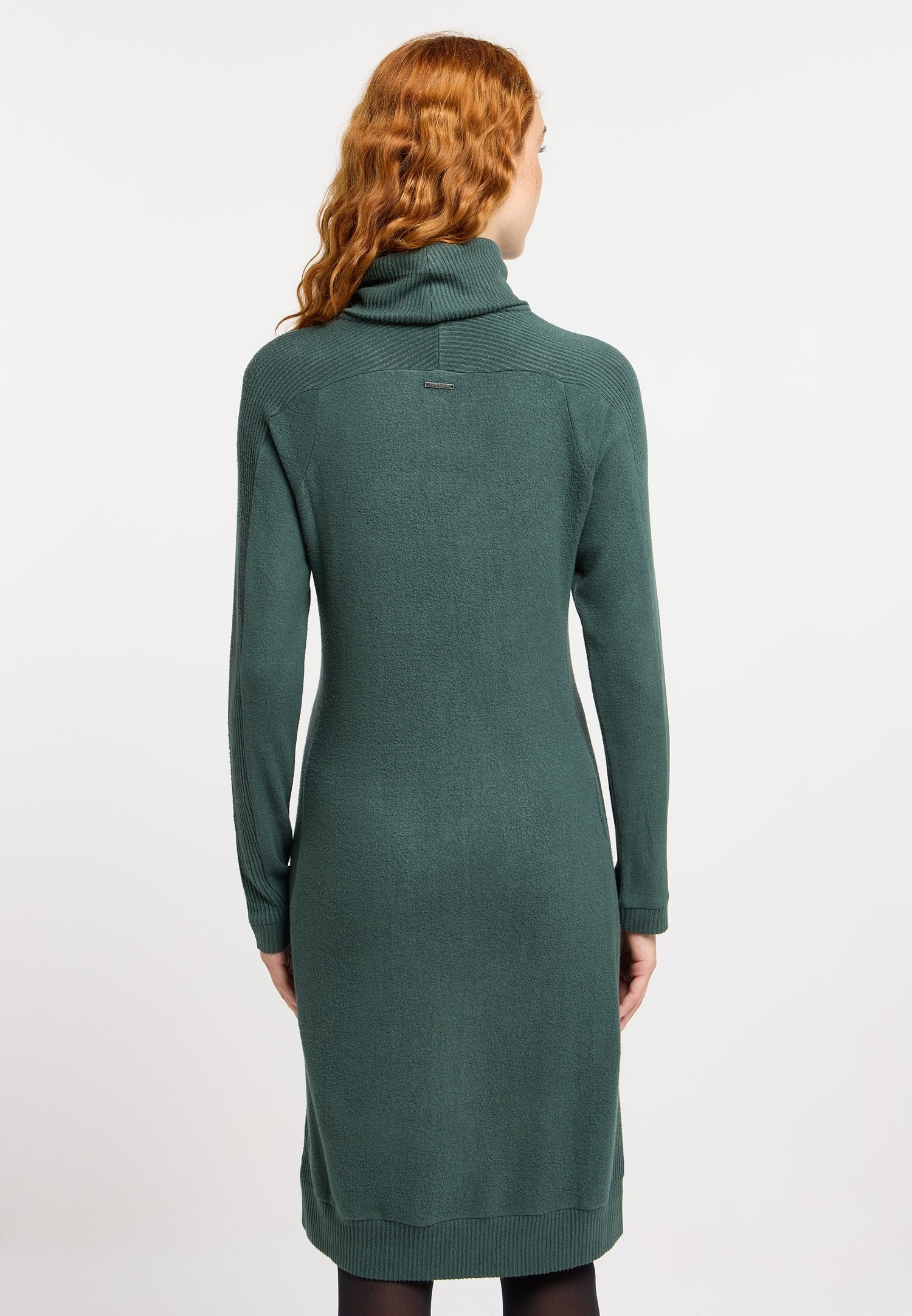 Ragwear Robe en tricot »PEONA« Label-Applikation am Saum für den unverkennbaren ragwear-Look