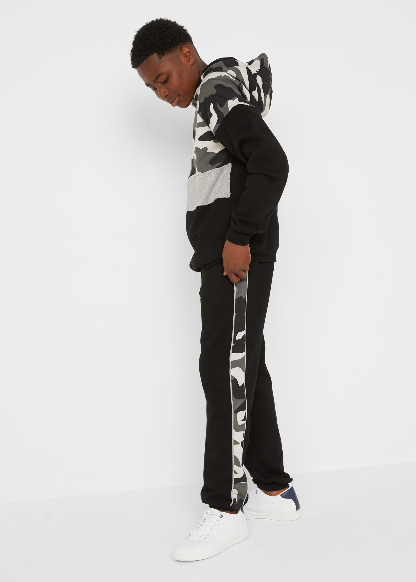 bonprix T-shirt à manches longues & pantalon »Sweatshirt & Jogginghose« Set, 2,  Hoodie