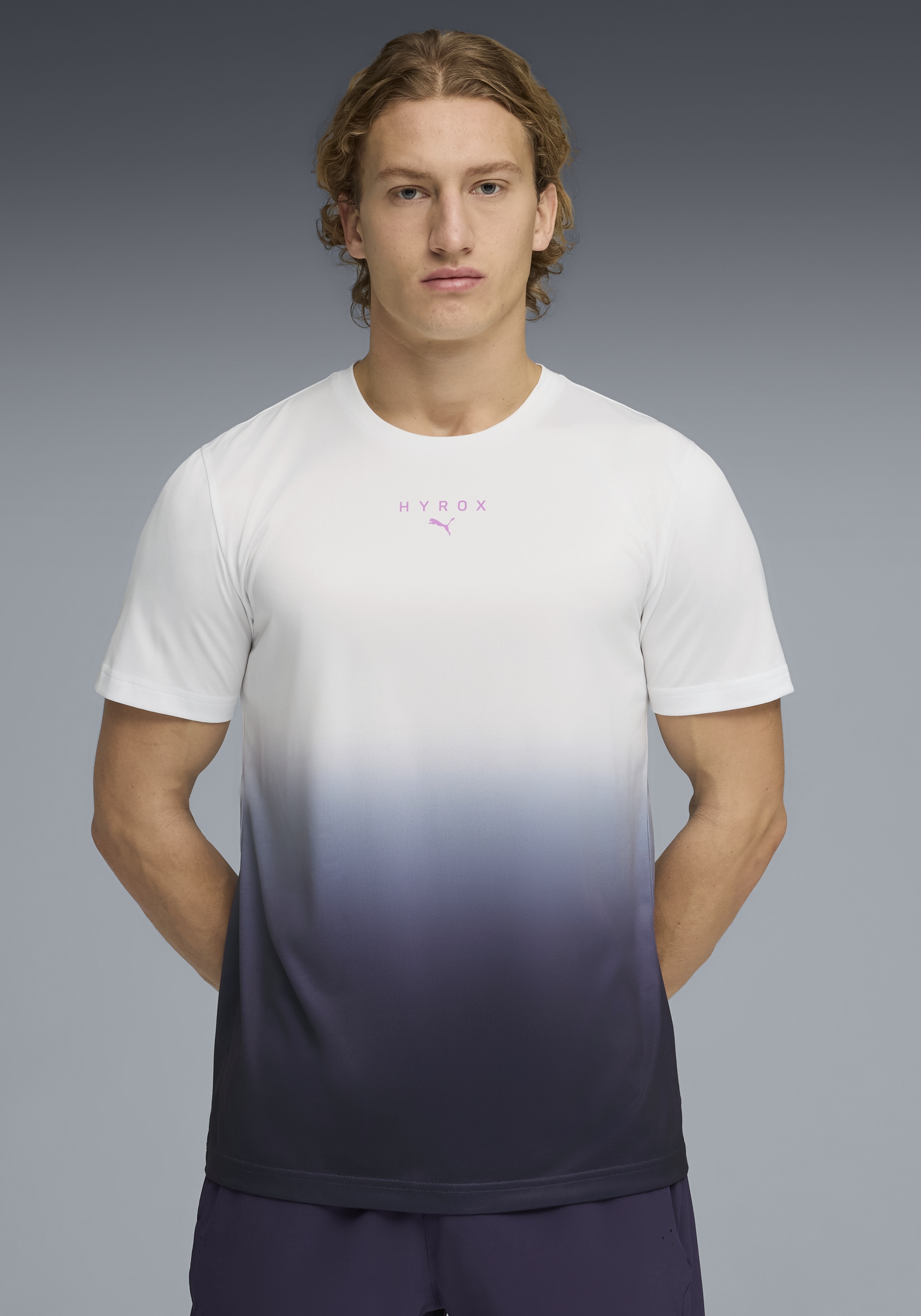 PUMA Trainingsshirt »M  X HYROX POLY GRAPHIC TEE« reguläre Passform, Kurzarm, für Fitness und sportliche Aktivitäten