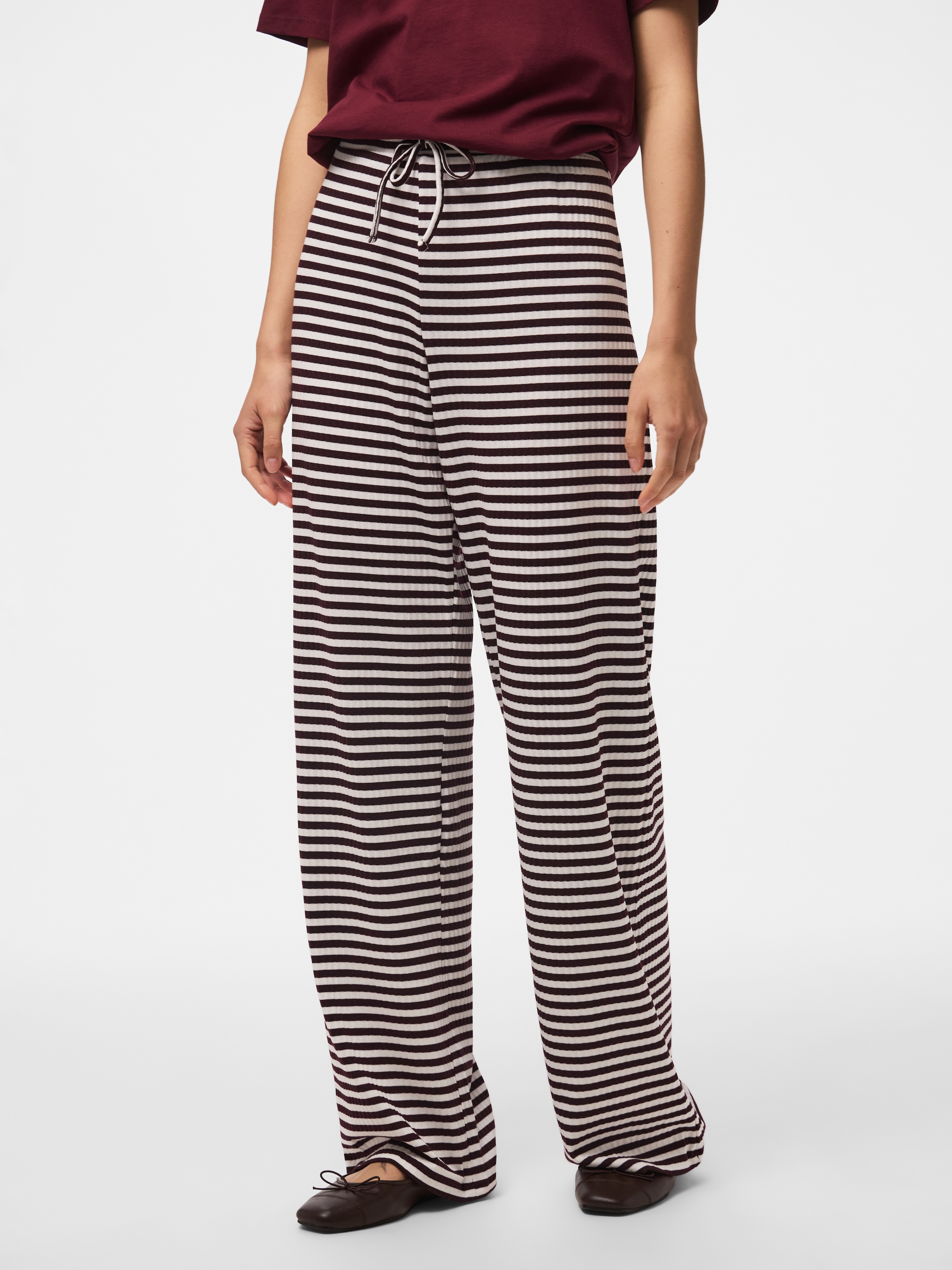 pieces Pantalon en jersey »PCLAYA MW WIDE PANTS JRS NOOS«  mélange de matériaux, coupe régulière