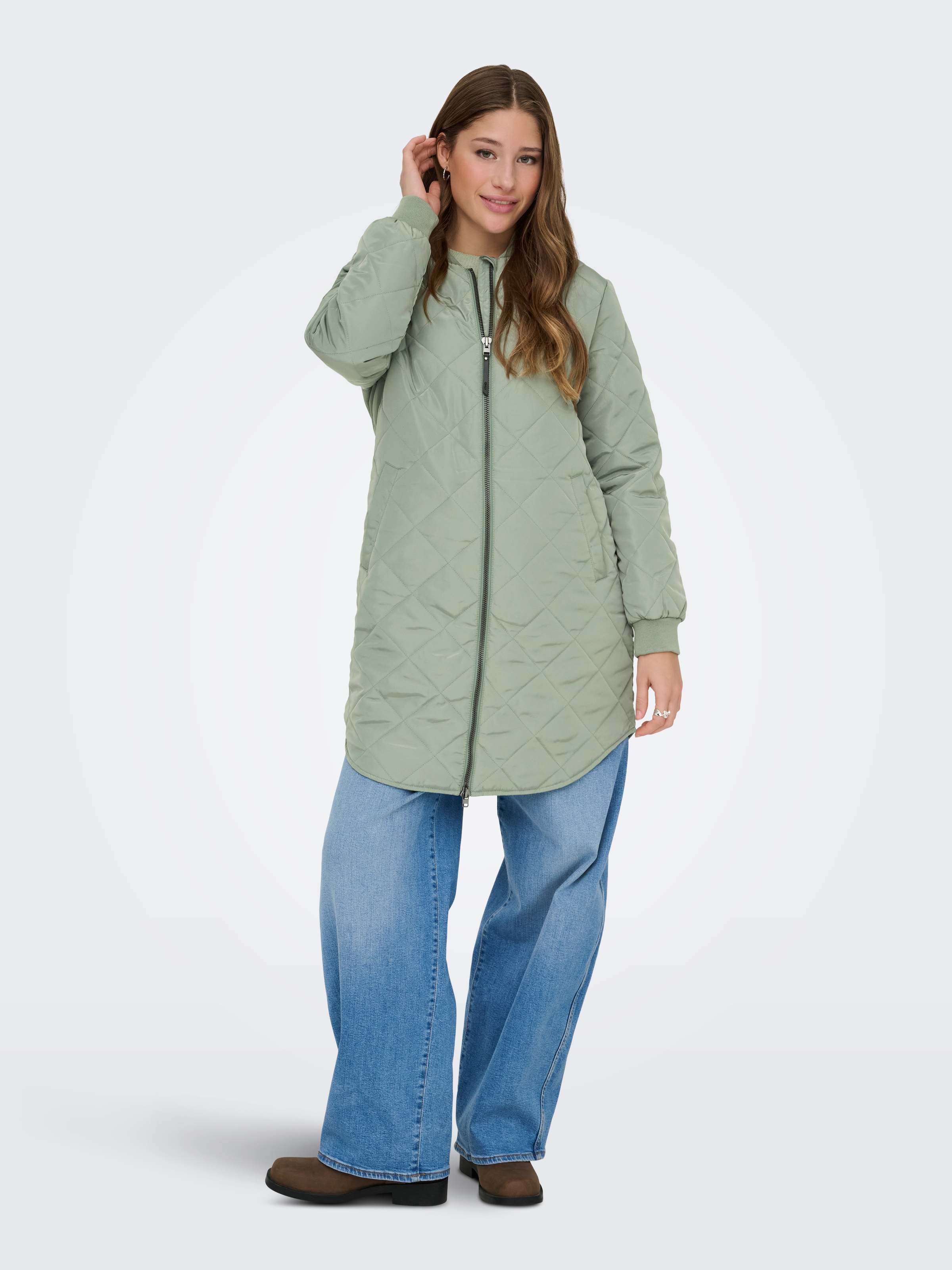 ONLY Manteau matelassé »ONLJESSICA QUILTED COAT ZIP CC OTW« fibre synthétique, style baseball