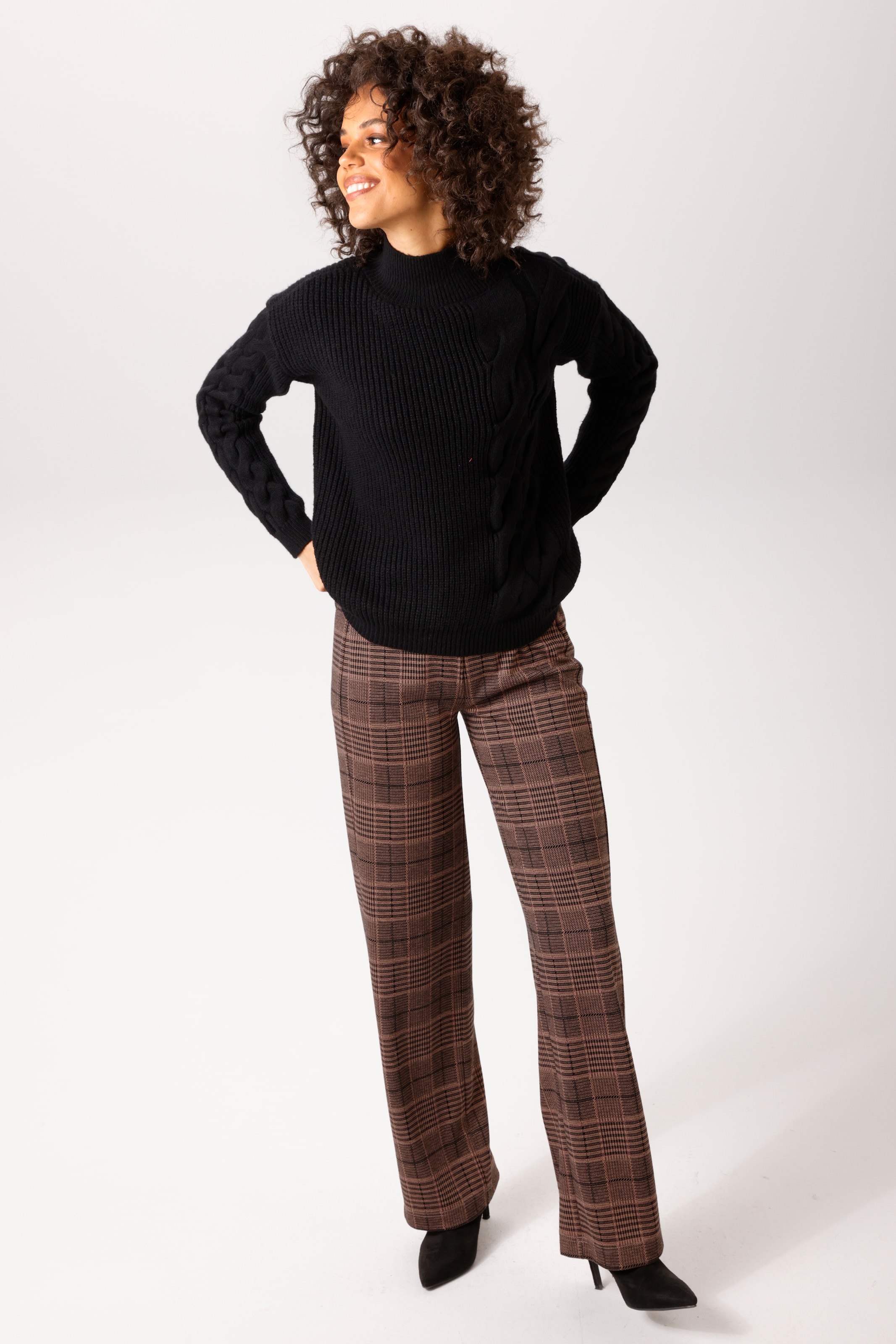 Aniston CASUAL Pantalon à enfiler  dans un motif carreaux harmonieux en couleurs - NOUVELLE COLLECTION
