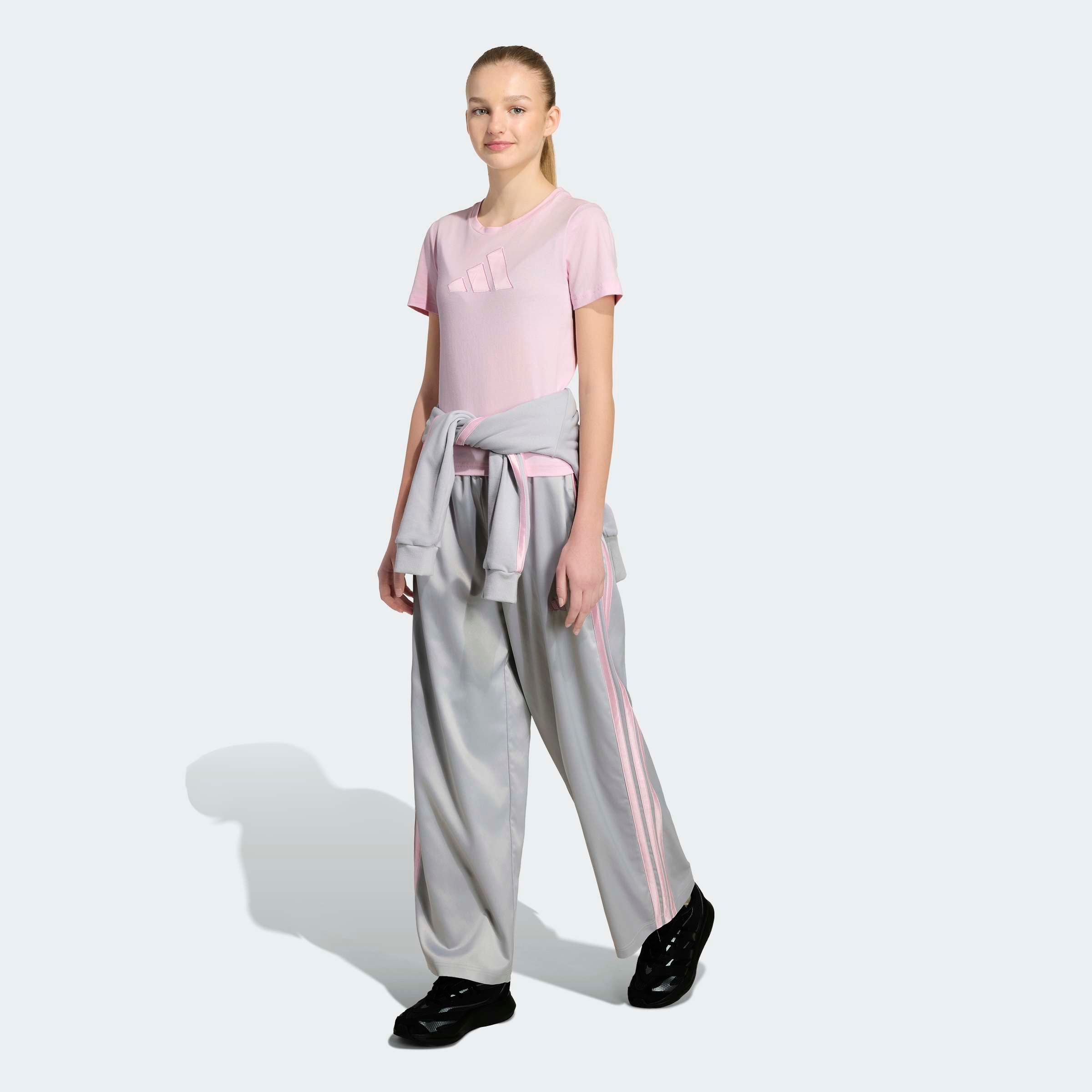 adidas Sportswear T-Shirt »JG SATIN TEE« für Kinder, mit Rundhalsausschnitt, ohne Verschluss, aus Baumwolle
