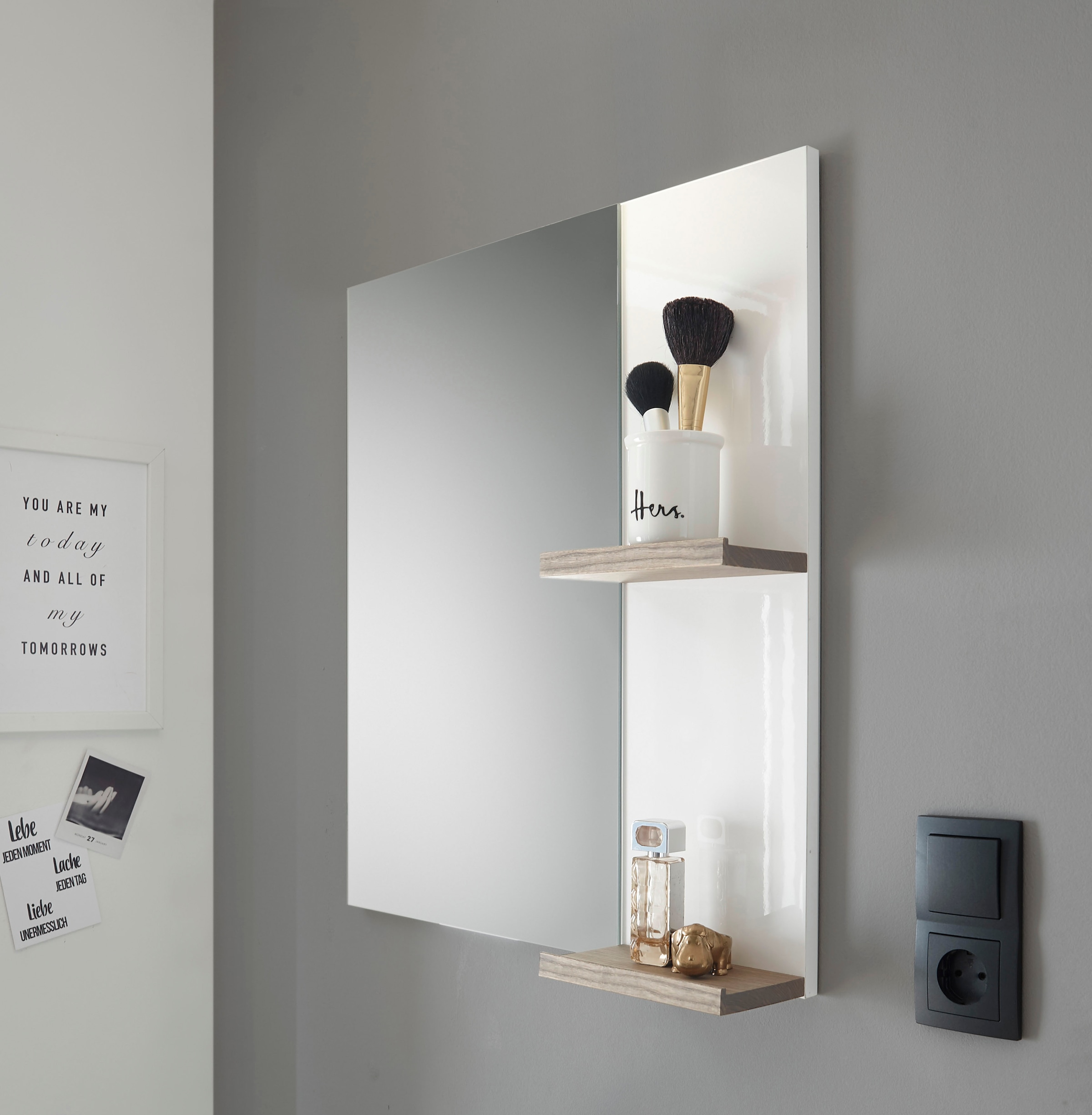 PLACES OF STYLE Miroir de salle de bain »SOLiD, Spiegel im modernen Design, Wandspiegel« in zwei Farben verfügbar, zwei Ablageböden