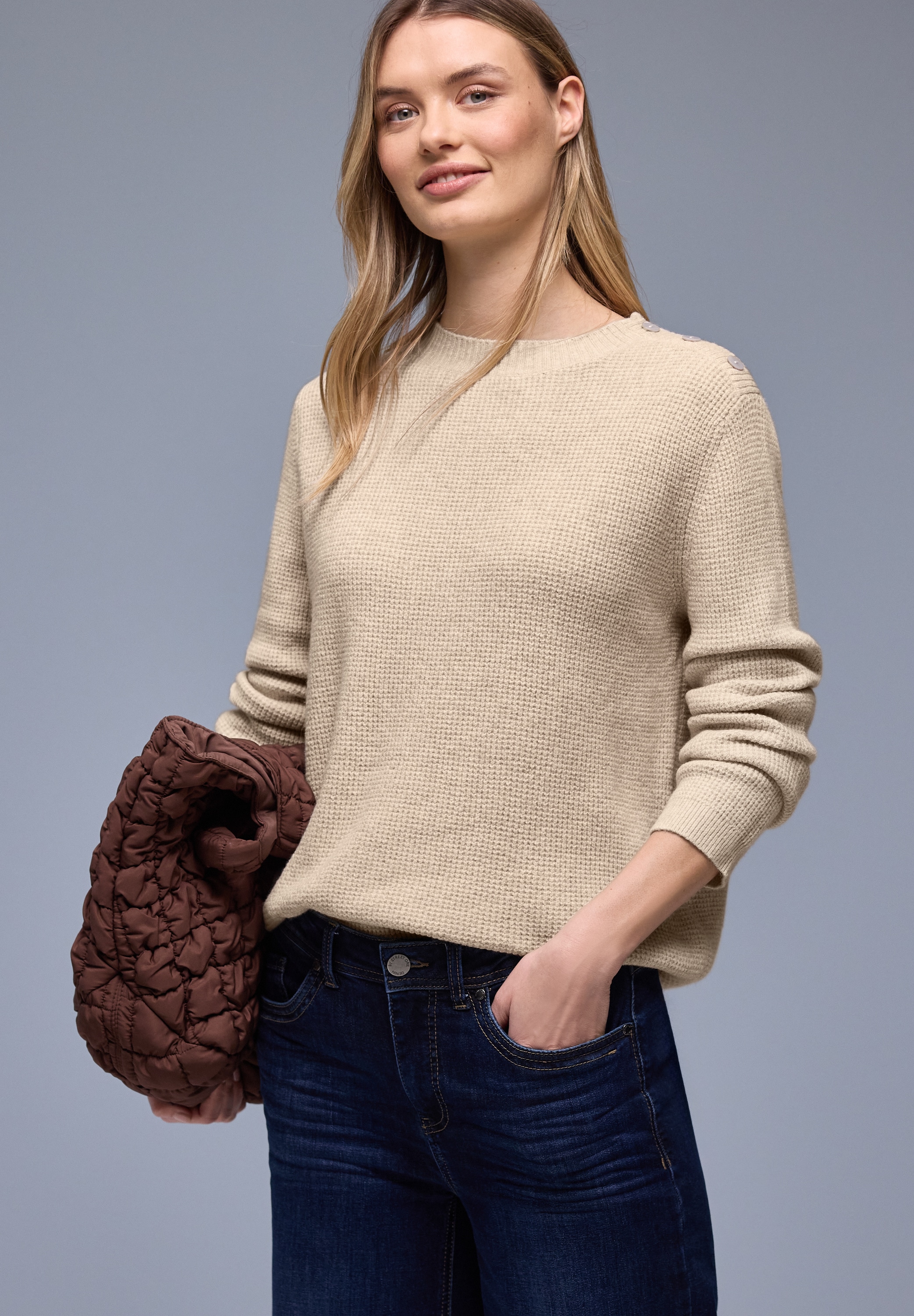 STREET ONE Pull en tricot mit Knopfdetail