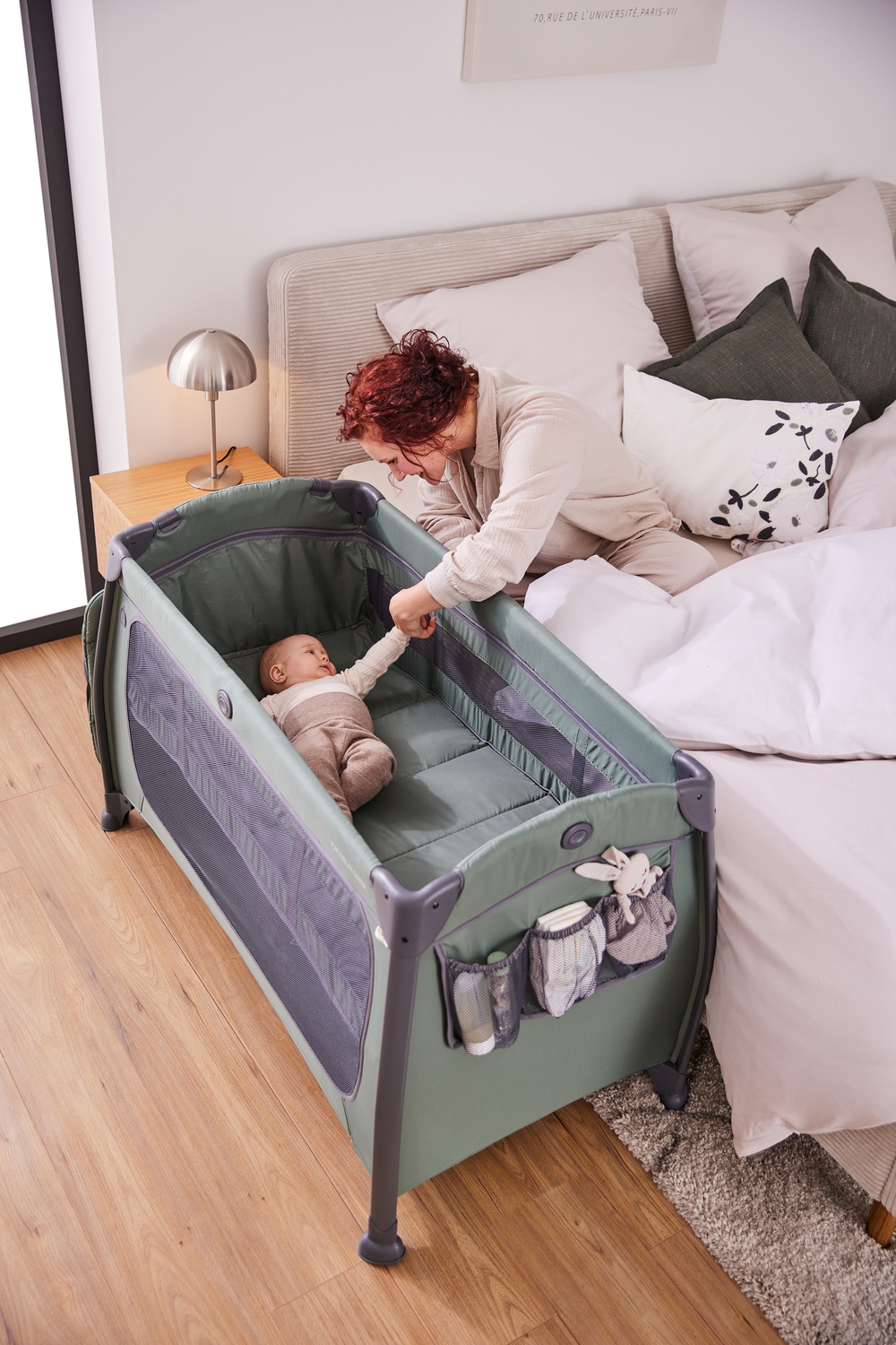 Hauck Baby-Reisebett »Play N Relax Center, dark blue« inkl. Neugeboreneneinhang, Wickelmulde, Ausstieg, Räder