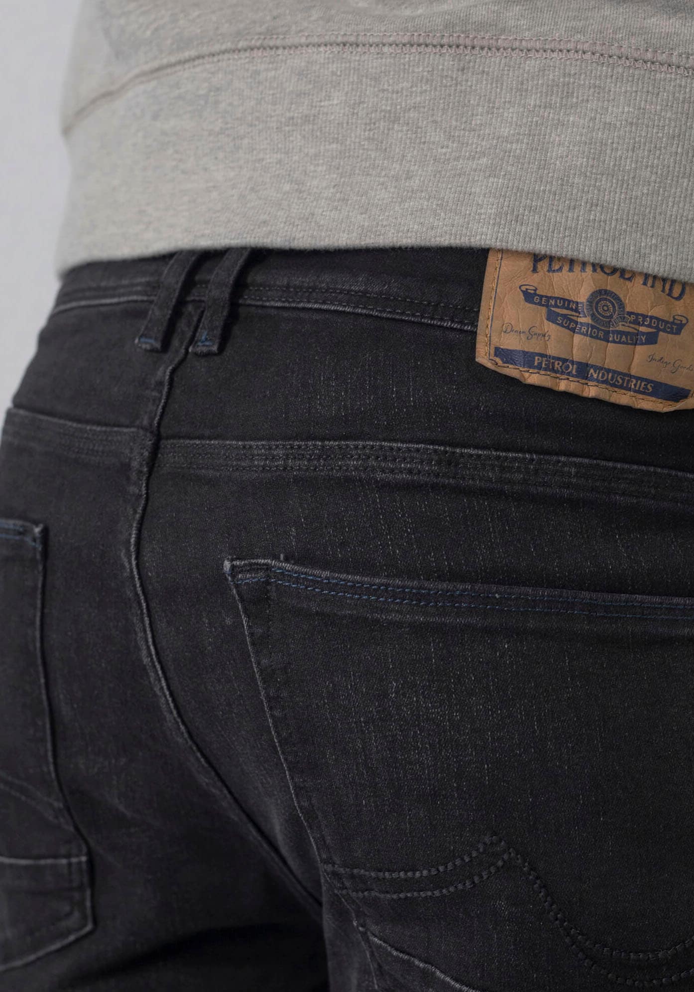 Petrol Industries Jeans coupe régulière »RUSSEL« mit Fade-out Effekten