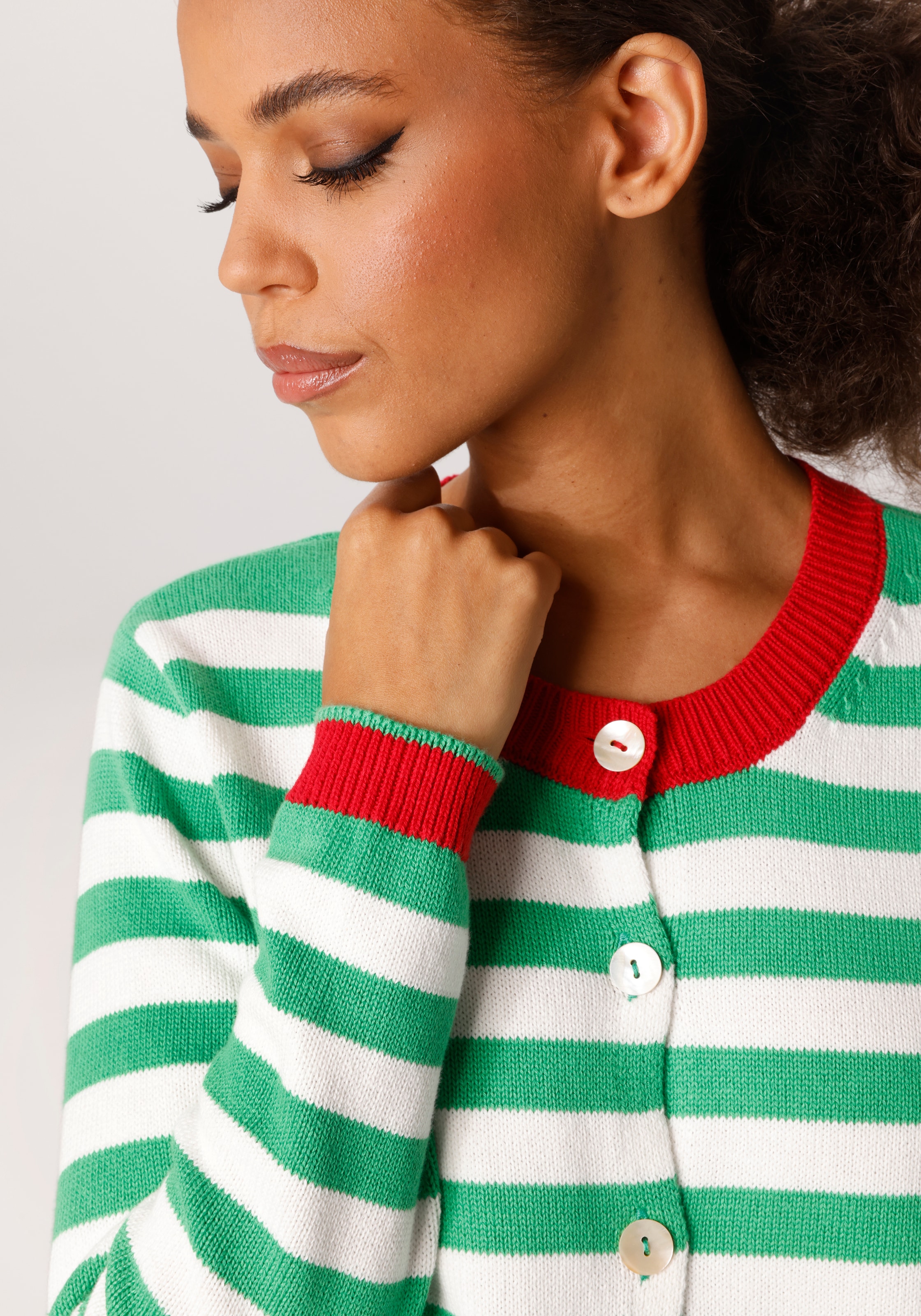 Aniston CASUAL Veste en tricot im trendigen Streifen-Dessin - NEUE KOLLEKTION