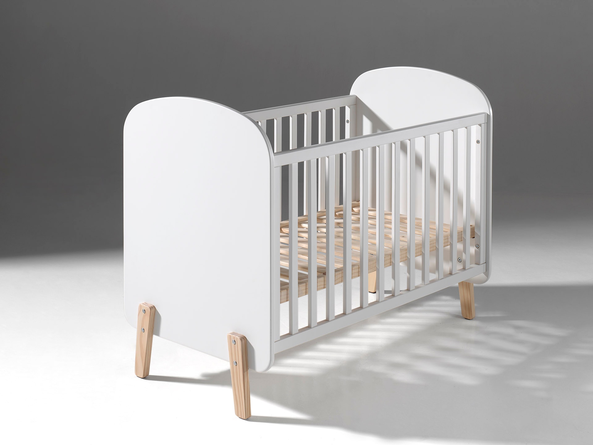 Vipack Lit bébé Lit bébé avec surface de couchage 60 x 120 cm laqué blanc