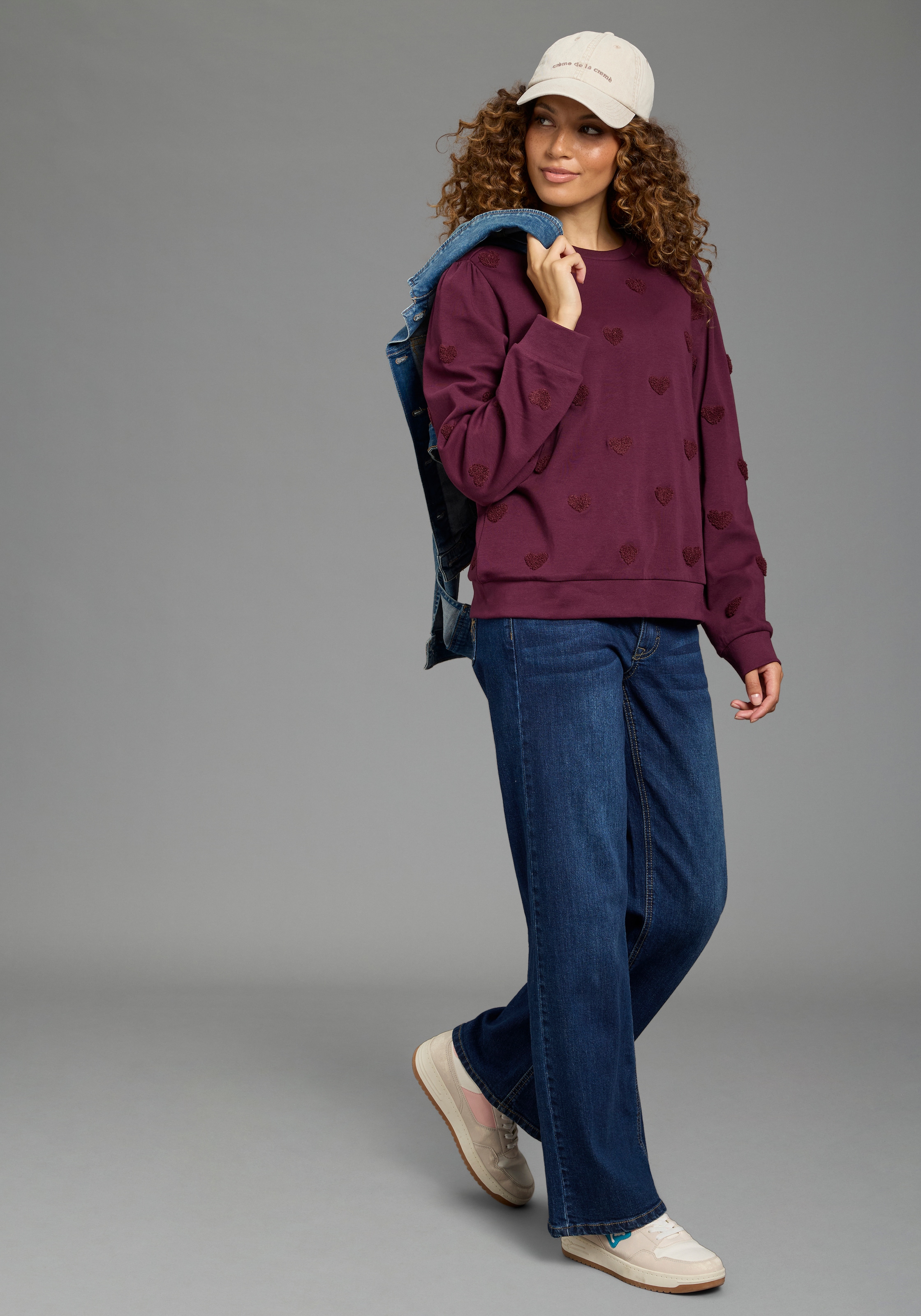 KangaROOS Sweat-shirt , avec encolure ronde et bordure, coupe confortable
