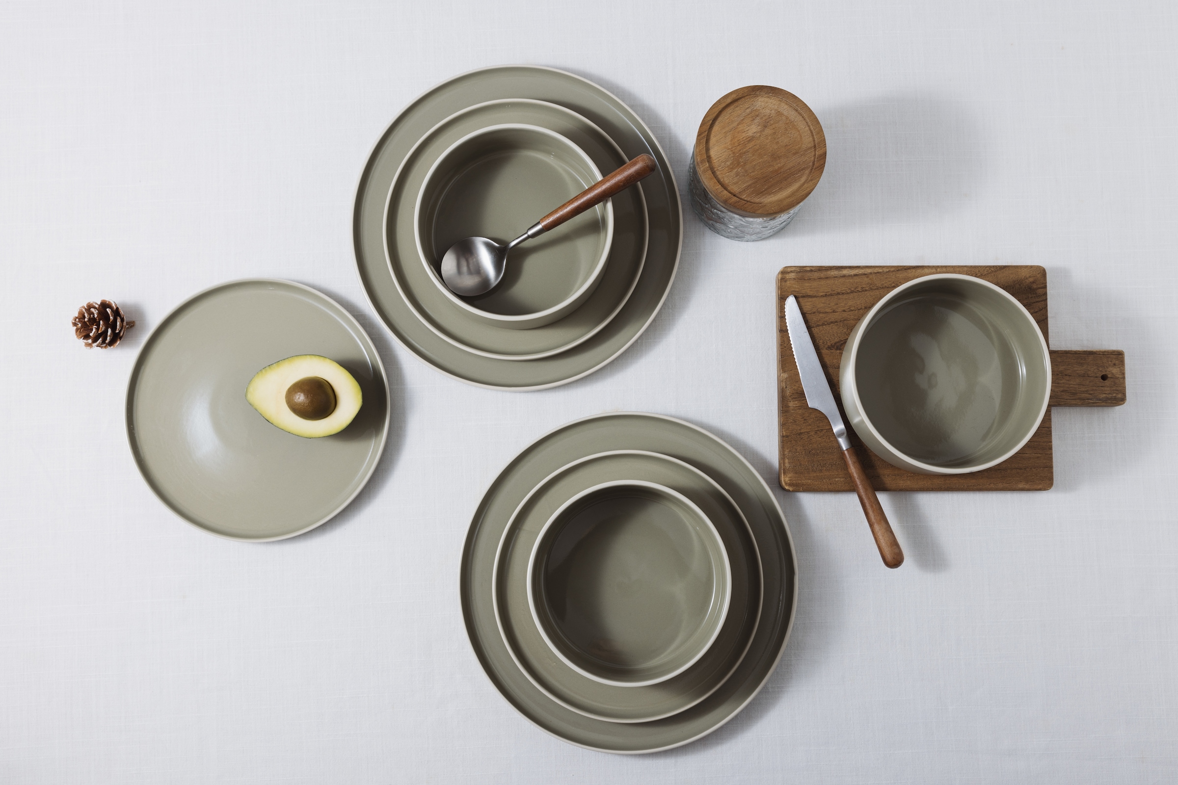 GOODproduct Set de vaisselle »Ylvii, aussen matt, innen glänzend« spülmaschinenfest und mikrowellengeeignet