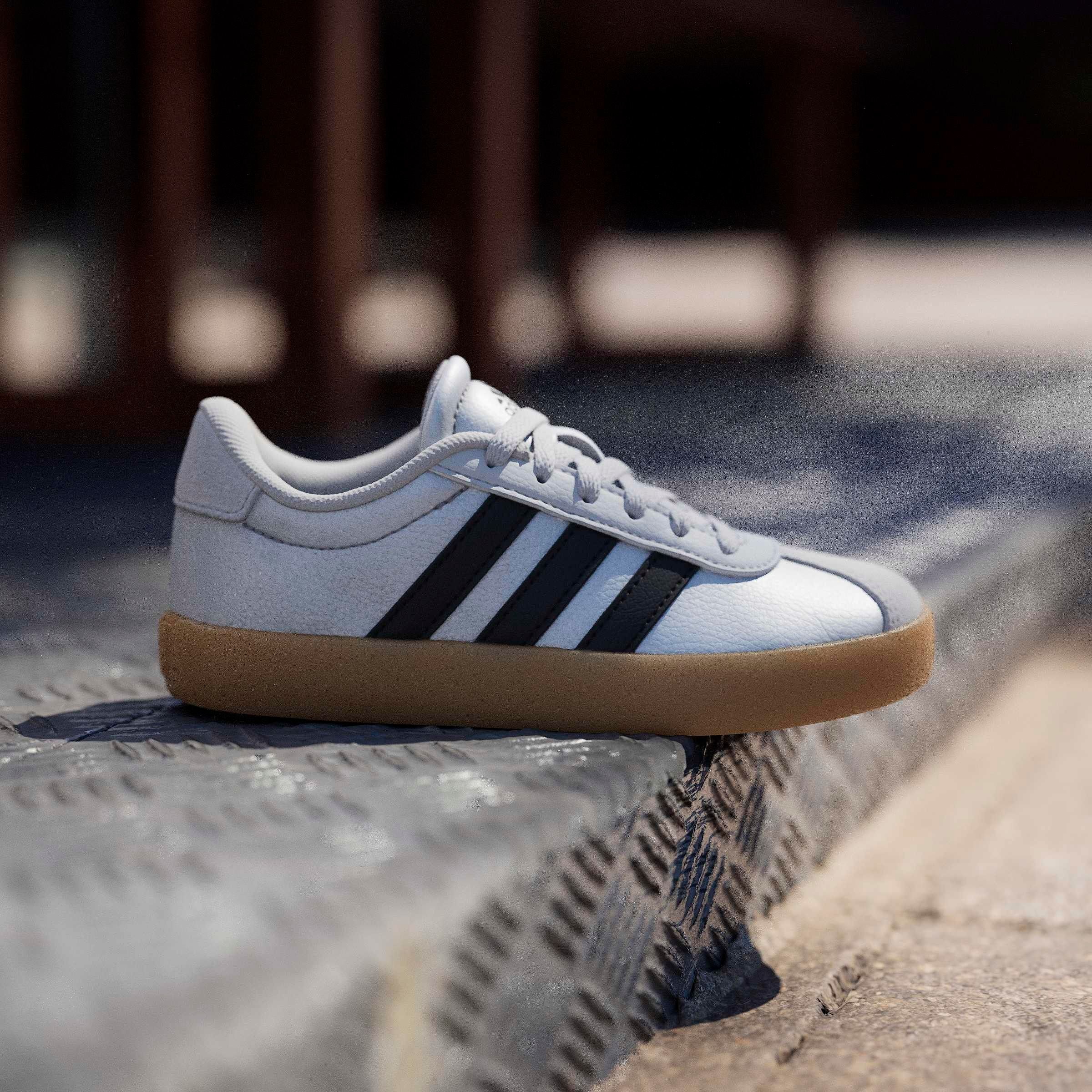 adidas Sportswear Sneaker »VL COURT 3.0«  inspiriert vom Design des adidas samba, für Kinder & Jugendliche