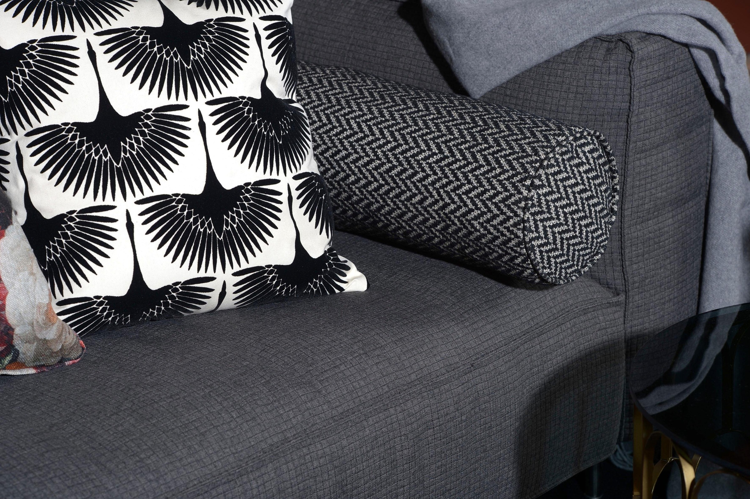 H.O.C.K. Coussin décoratif »Black Swan« mit schicken Schwanenmotiven, Wendekissenhülle mit Füllung, 1 Stück