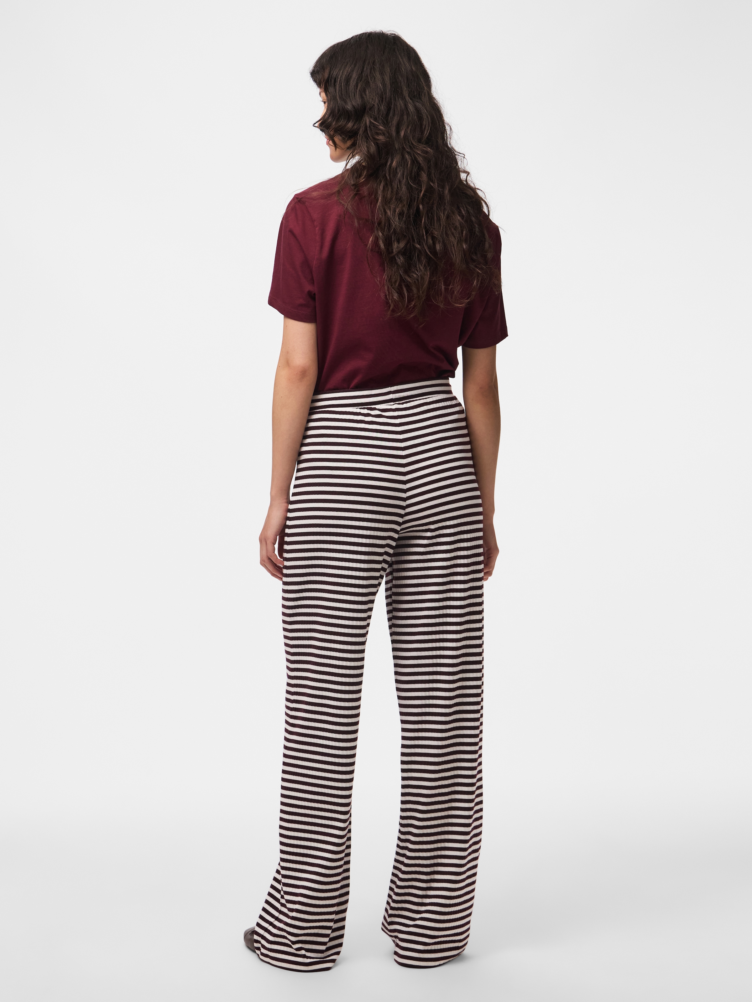 pieces Pantalon en jersey »PCLAYA MW WIDE PANTS JRS NOOS«  mélange de matériaux, coupe régulière