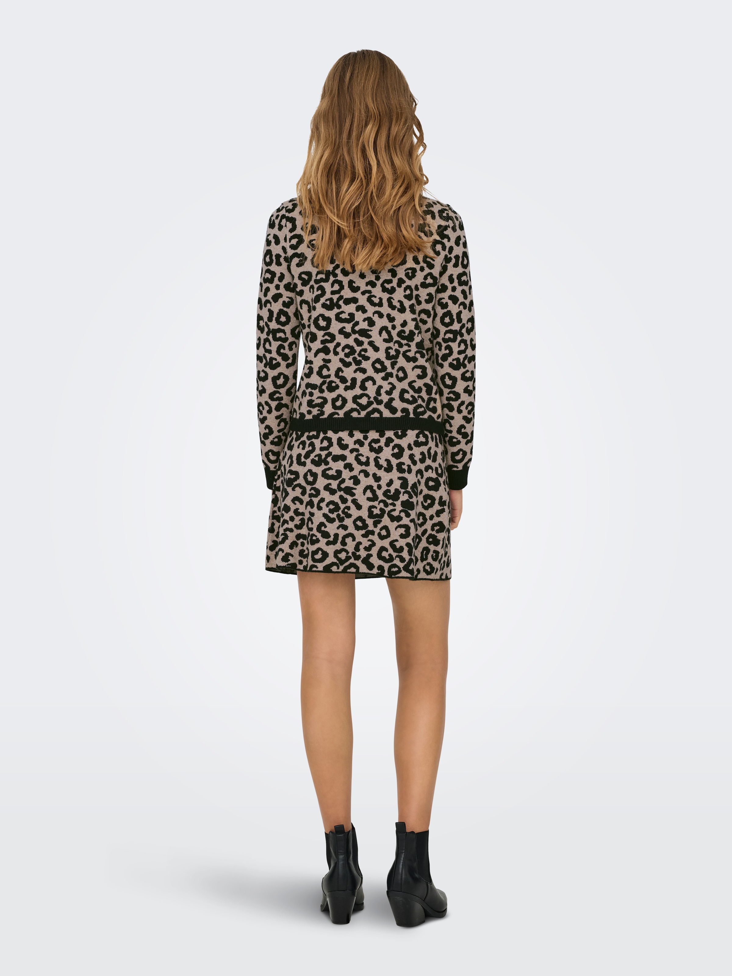 ONLY Veste en tricot »ONLANNY LS O-NECK LEO CARDIGAN EX KNT«