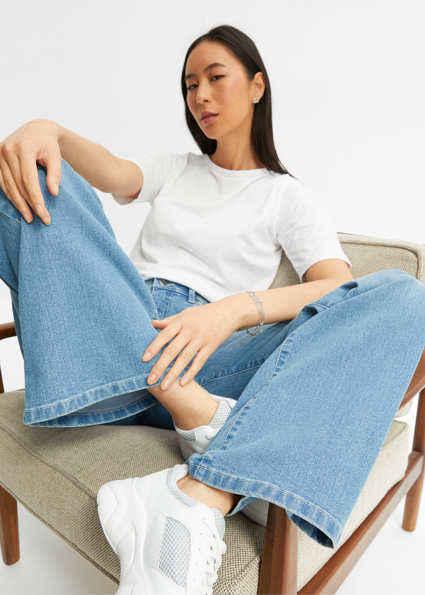 bonprix Weite Jeans Loose Fit, 5-Pocket-Style, aus Baumwolle, Polyester und Elasthan