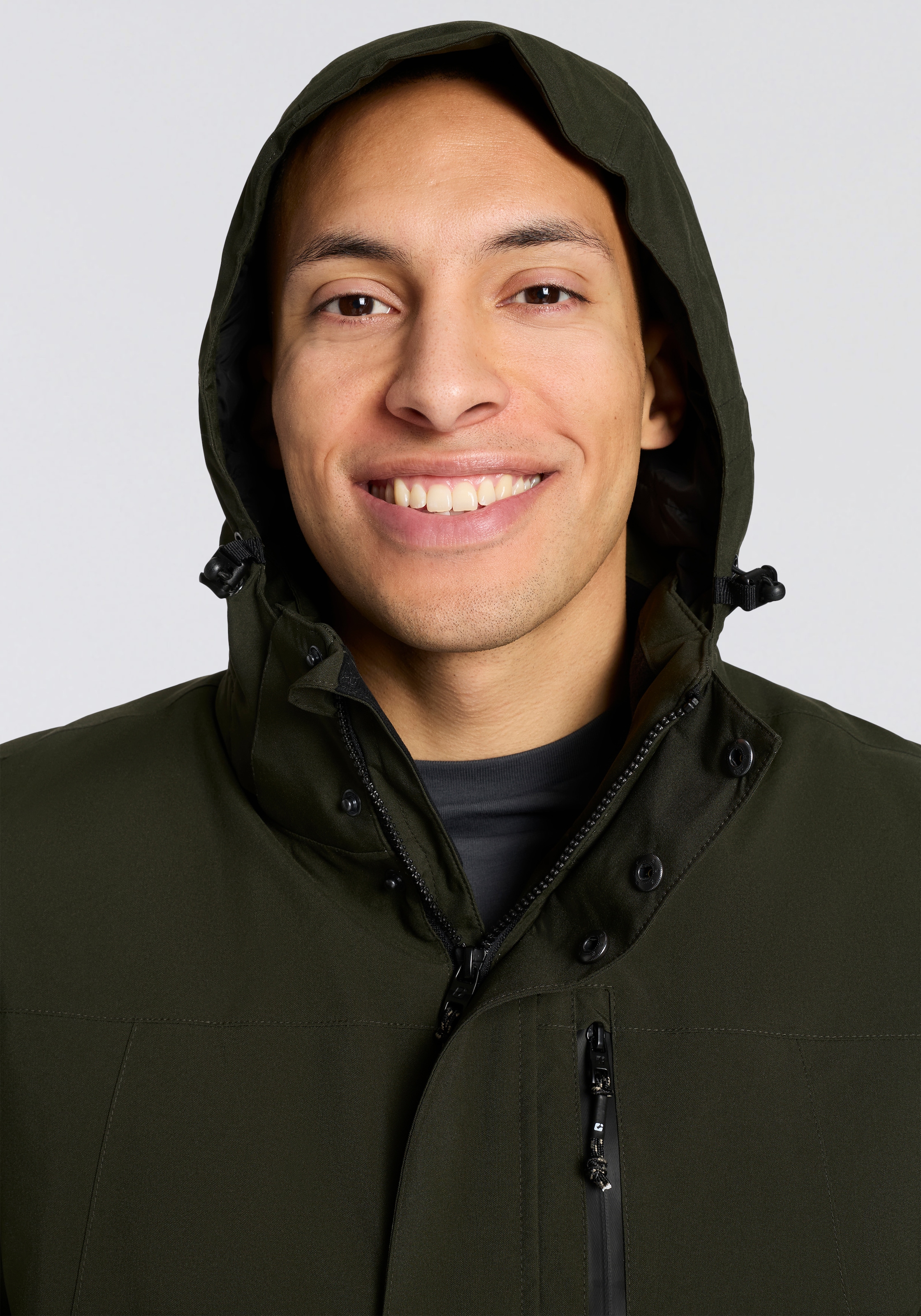 Killtec Veste d'extérieur »KOW 90 MN JCKT« 1 cuis tlg. mit verschweissten Nähten, mit verstellbarer und abnehmbarer Kapuze