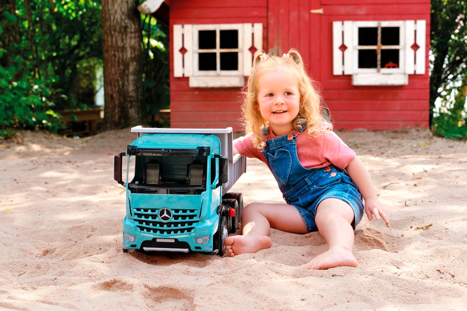 Lena® Benne à jouets »Giga Trucks Muldenkipper Mercedes-Benz Arocs, petrol« fabriqué en Europe