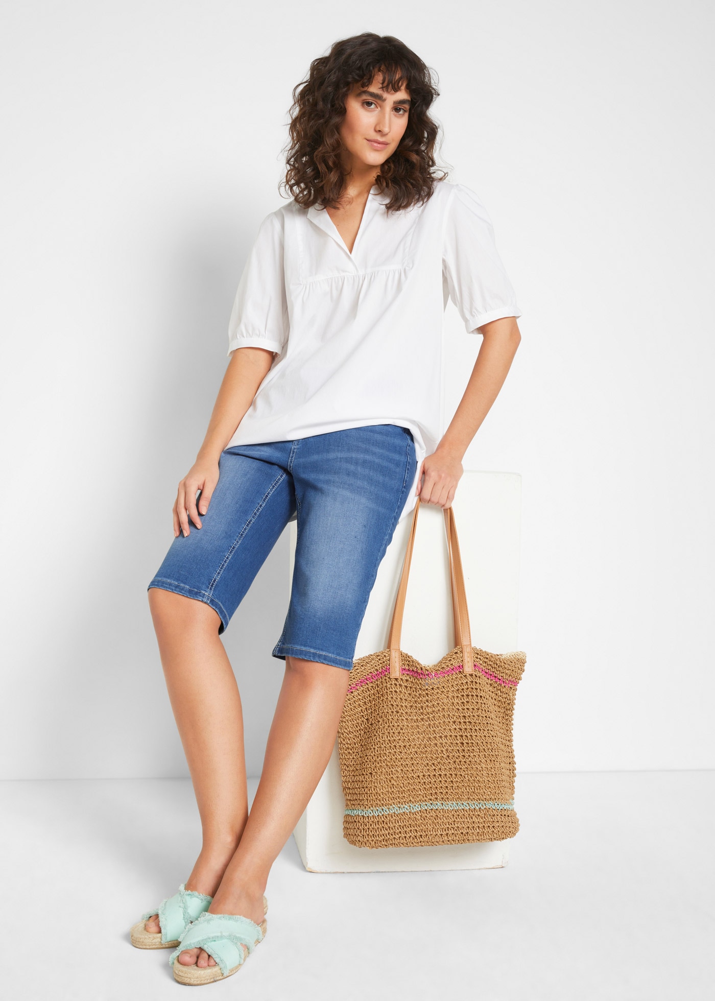 bonprix Jeans droit 2 cuis Slim fit Passform, aus Baumwollmischung, mit Eingrifftaschen