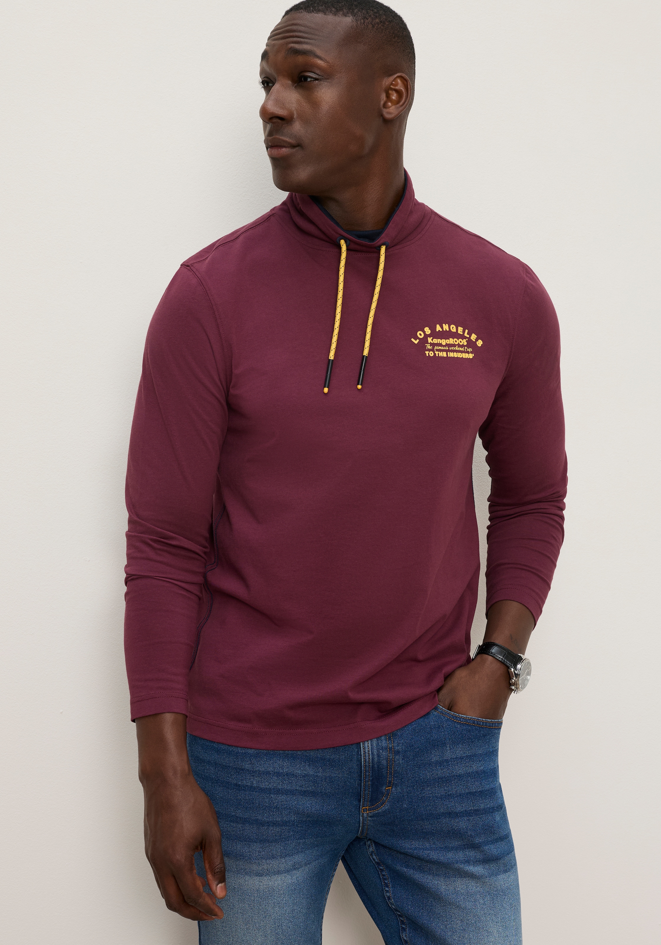 KangaROOS T-shirt à manches longues avec encolure haute fermée et cordon de serrage, coupe normale