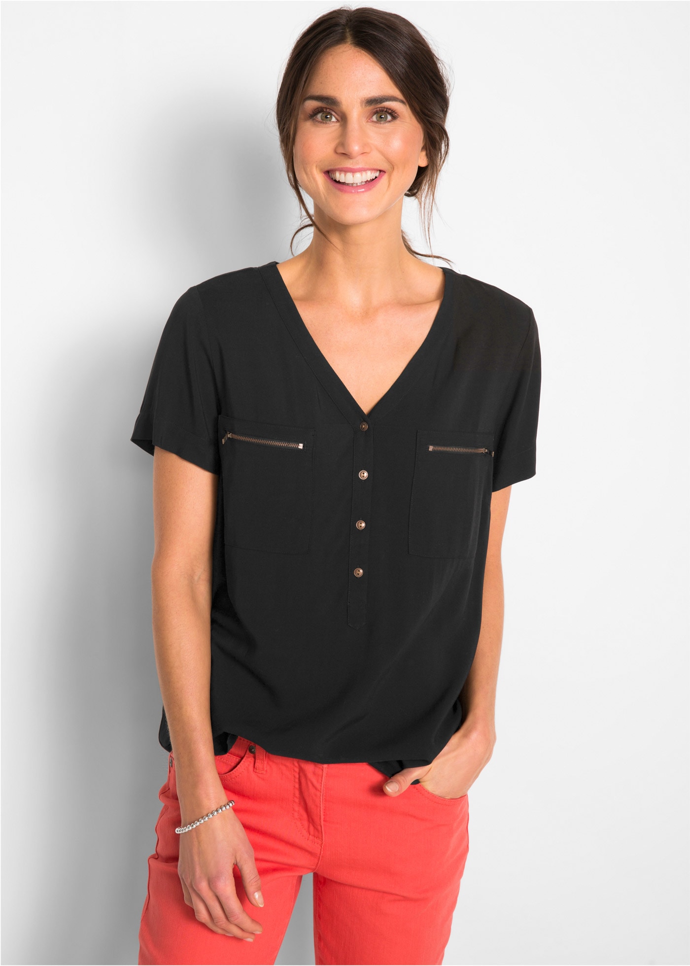 bonprix Blouse à manches courtes mit kurzem Arm, aus Viskose, mit V-Ausschnitt, lockere Passform