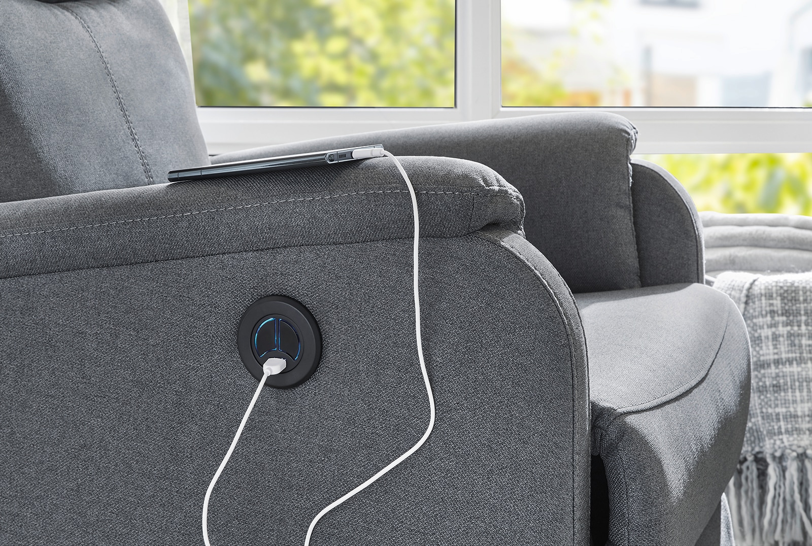 Jockenhöfer Gruppe TV-Sessel »Bristol, B: 72 cm, Sitzhöhe: 50 cm« mit elektr. Relaxfunktion & USB-Anschluss, Federkern