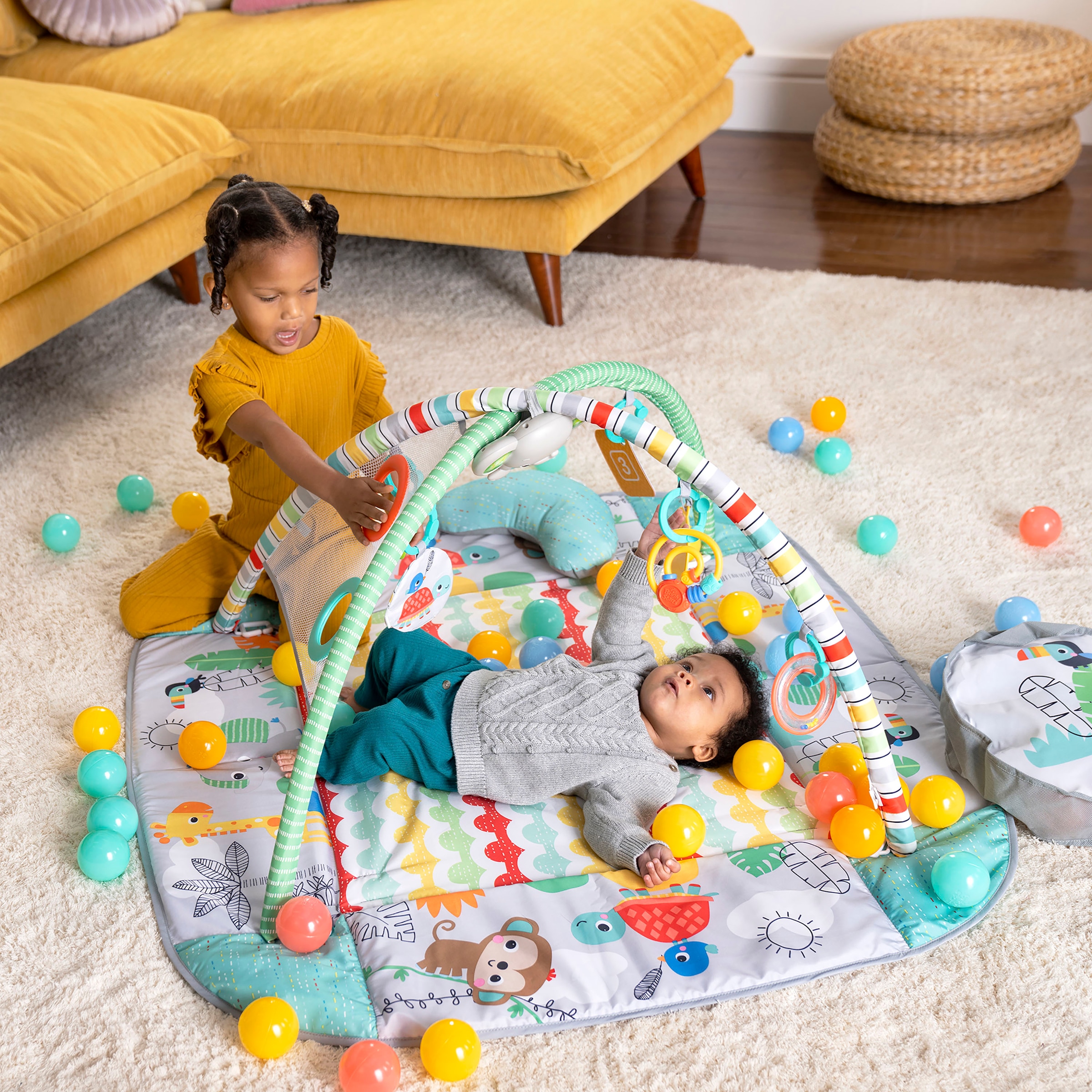 Bright Starts Spielbogen »5-in-1 Your Way Ball Play™ Activity Gym & Ball Pit - Totally Tropical™« mit Licht und Sound