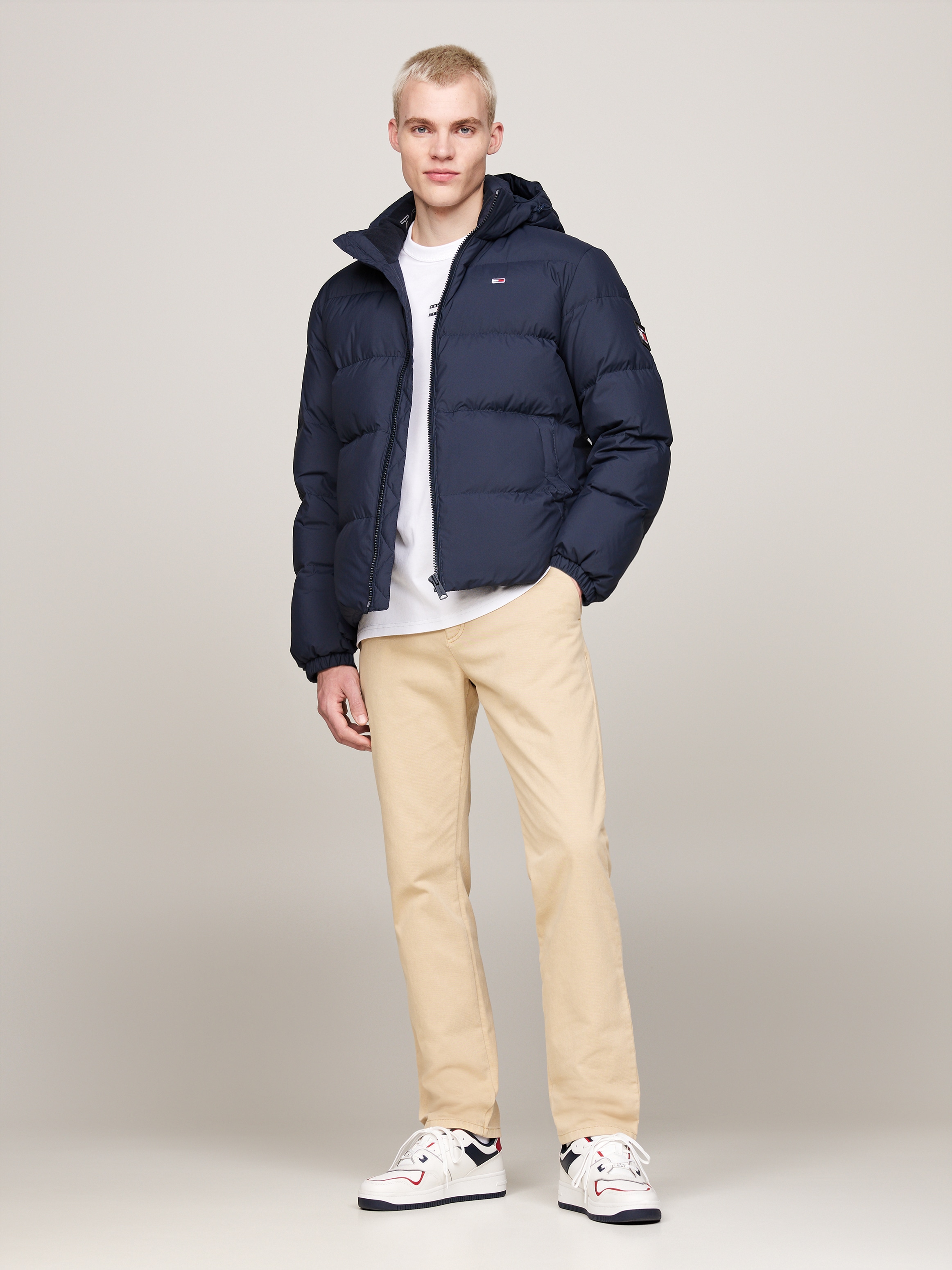 Tommy Jeans Veste matelassée »TJM ESSENTIAL DOWN JACKET EXT« mit Kapuze Winterjacke Outdoorjacke Gefüttert 2 in 1 Jacke abnehmbare Kapuze