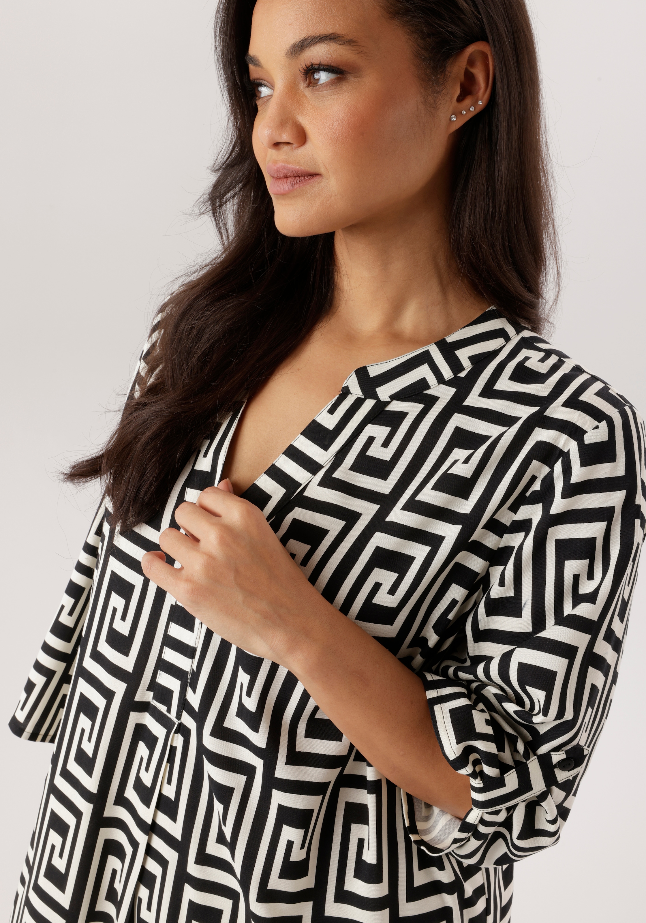 Aniston PLUS Robe chemisier in graphischen Print - NEUE KOLLEKTION