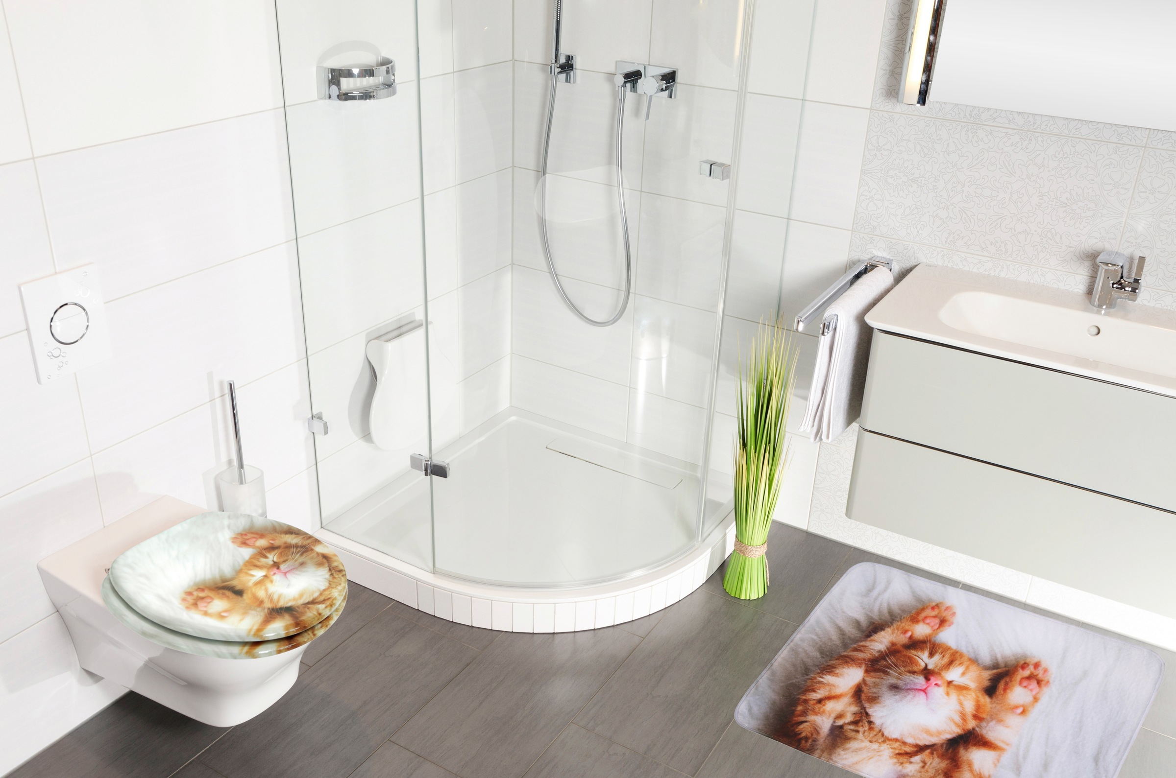 Sanilo Set d'accessoires de salle de bain »Lilly« bestehend aus WC-Sitz, Badteppich und Waschbeckenstöpsel