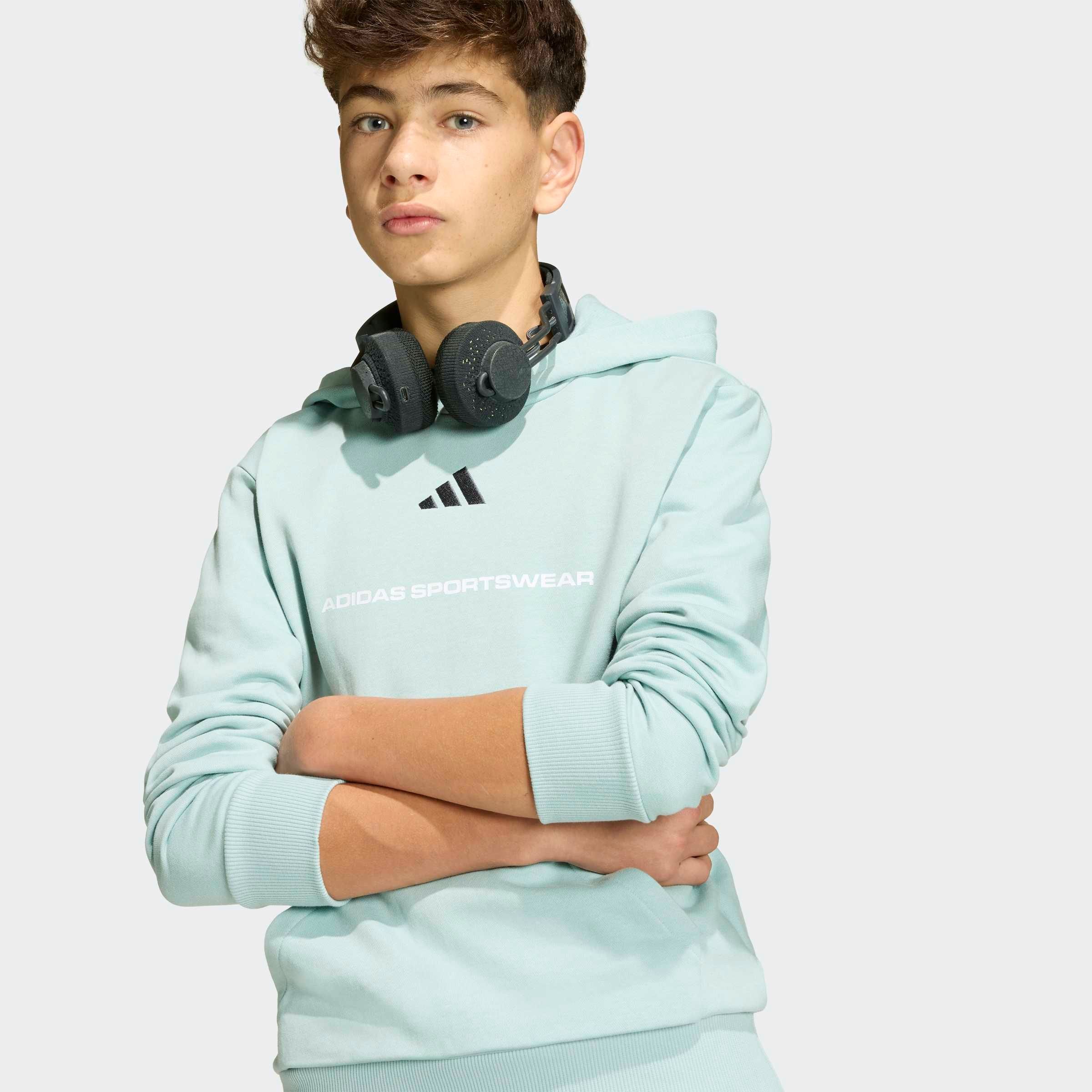 adidas Sportswear Kapuzensweatshirt »ADIDAS SLOGAN FLEECE-HOODIE«, mit Kängurutasche, sportlicher Stil, aus weichem Fleece
